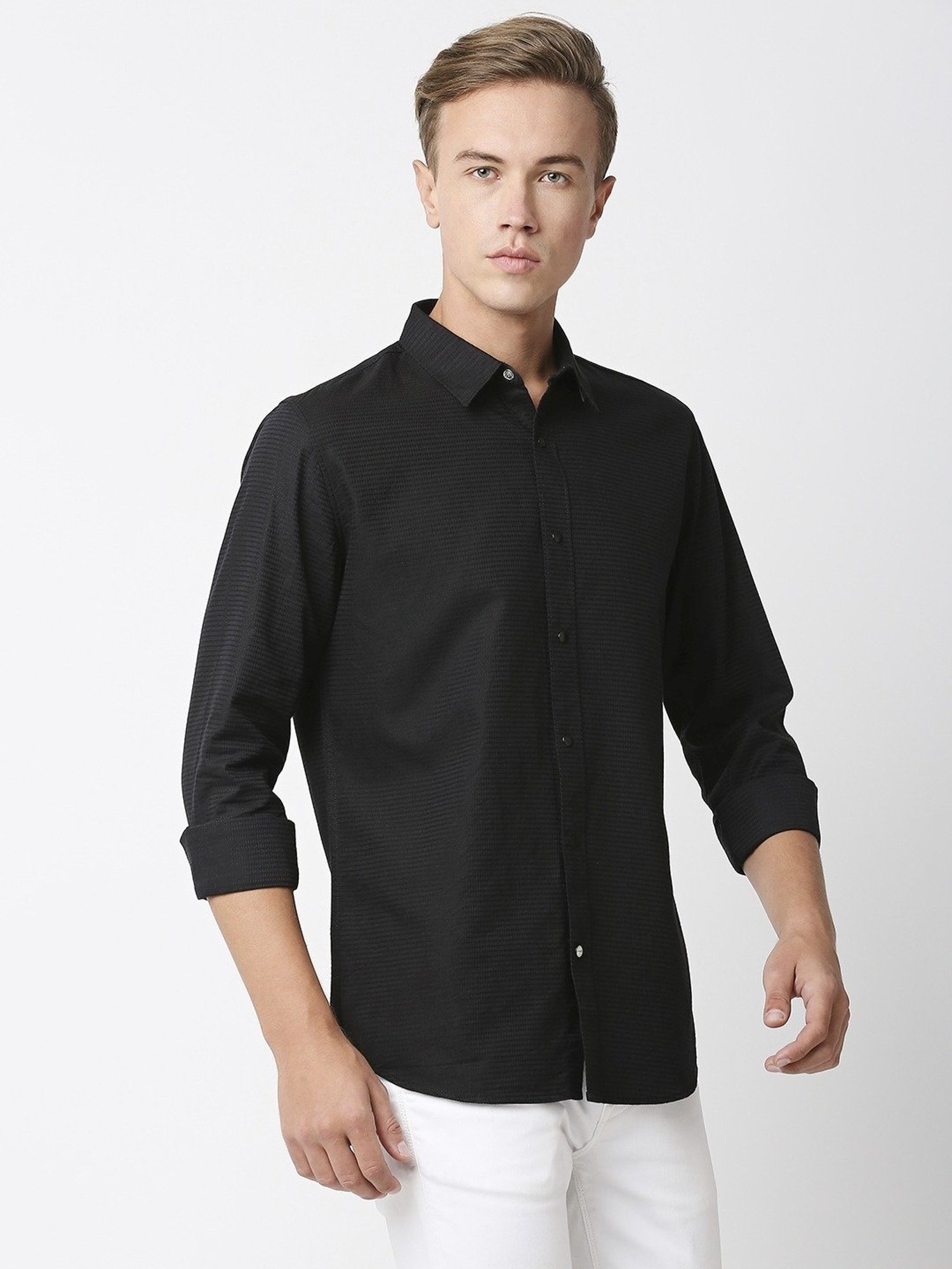 SOLEMIO Black Cotton Slim Fit Self Pattern Shirt