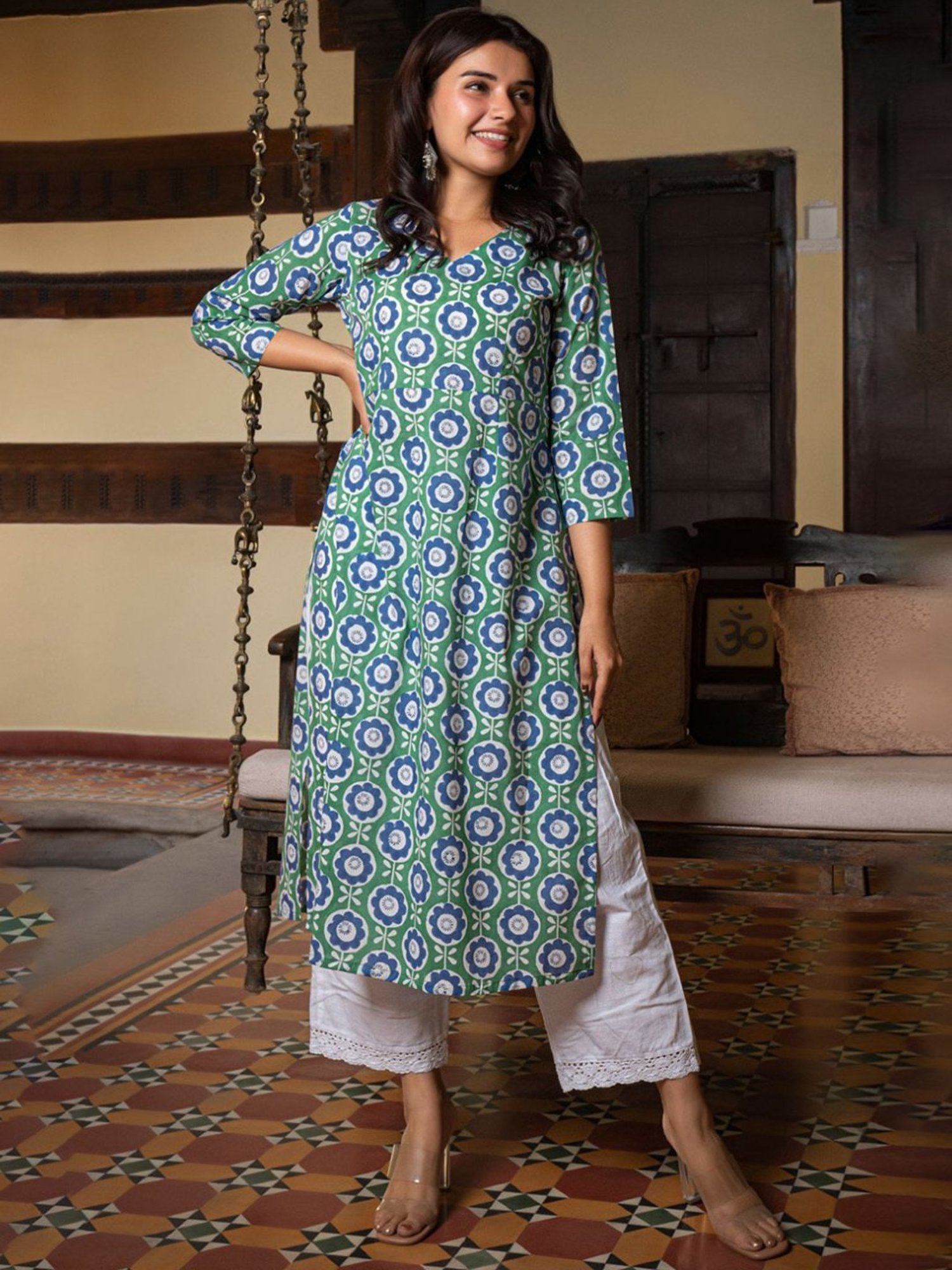 Eeshva India Green & Blue Floral Kurta In Cotton