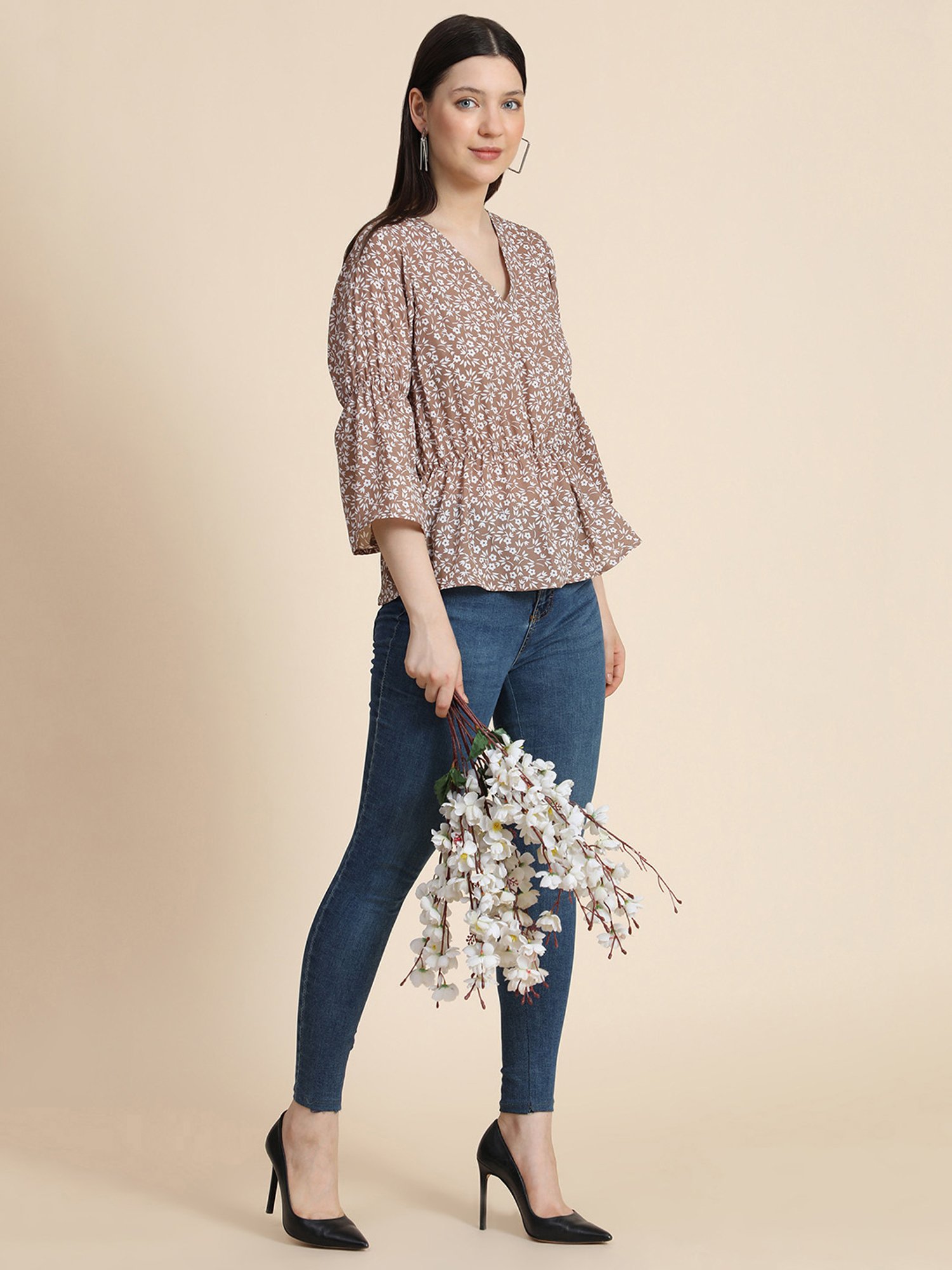 KERI PERRY Light Brown Floral Print Top