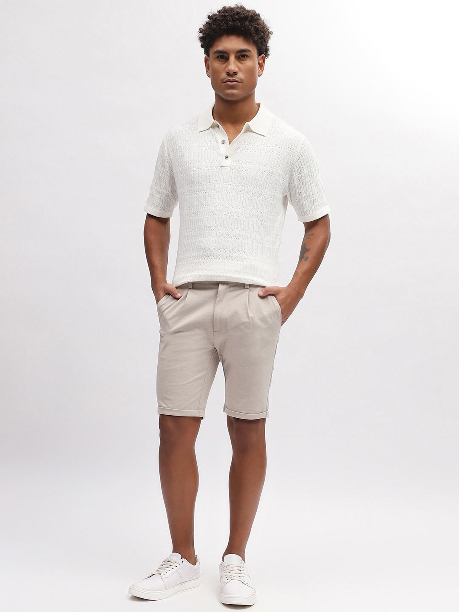 Lindbergh Off White Regular Fit Shorts