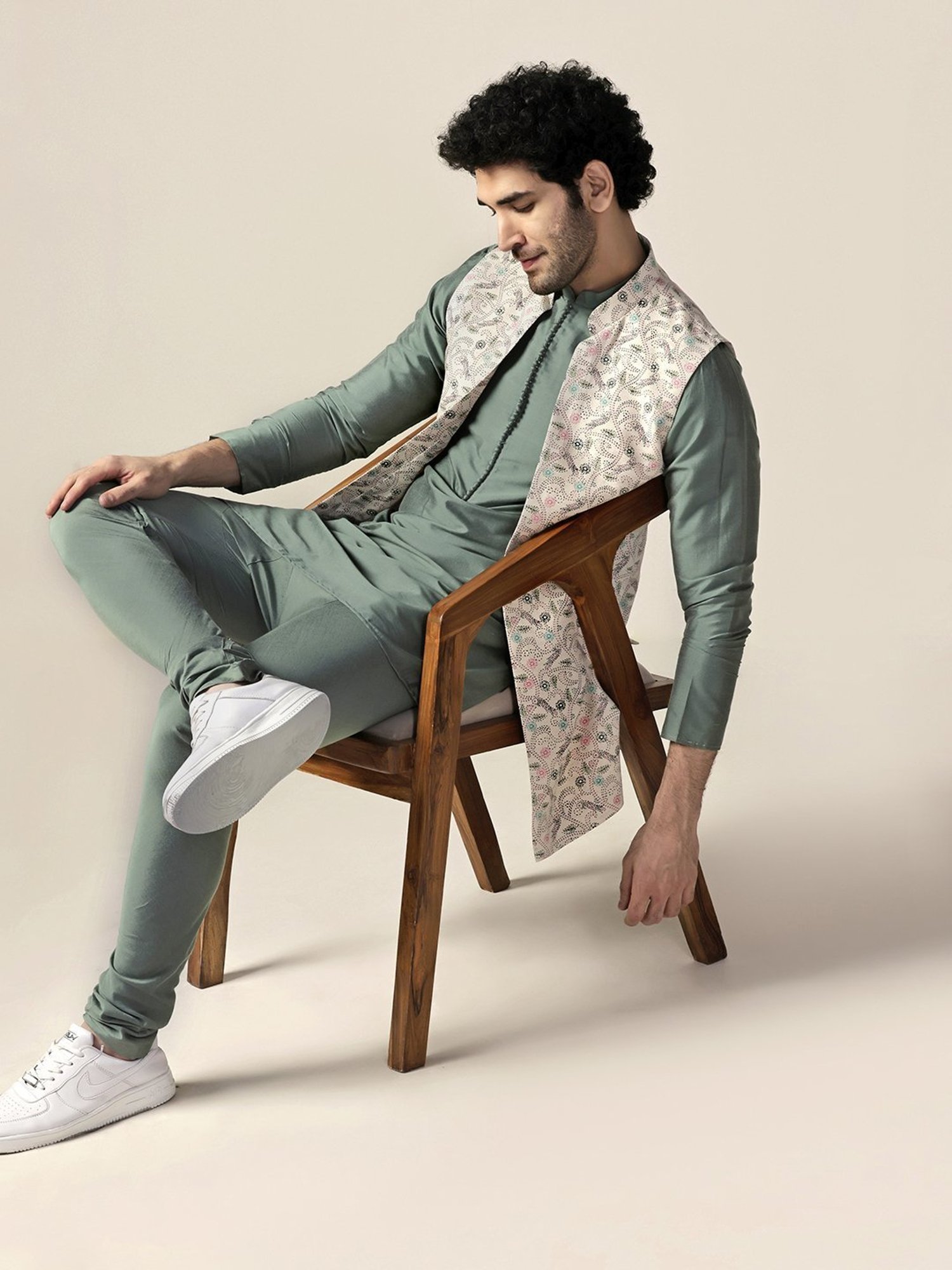 Sanwara White Regular Fit Chikankari Kurta & Churidar Set