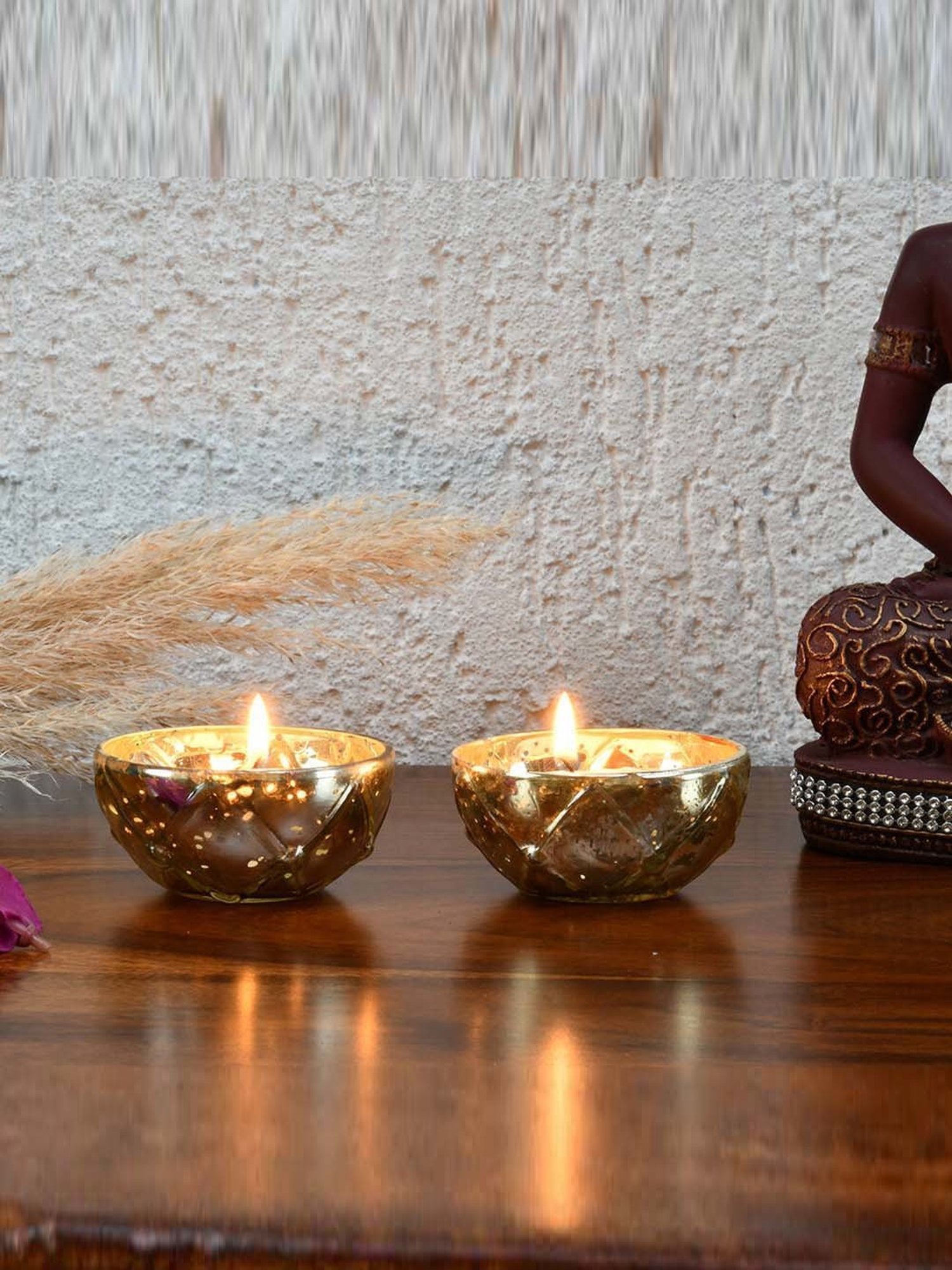 Darice Pack of 2 Cleveland Vintage Lighting Edison Style E12S Base Flame Candelabra Bulbs