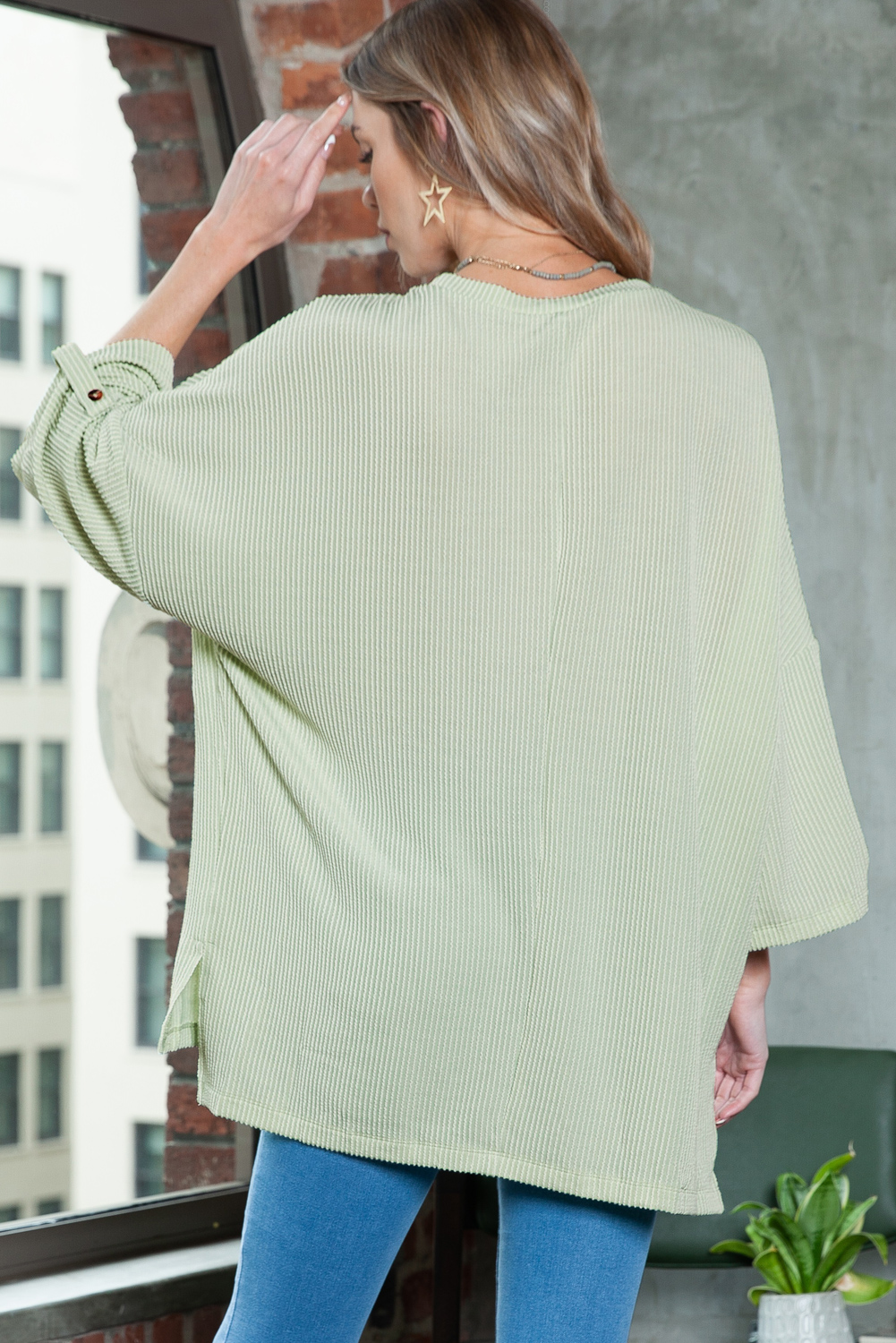 Green Crinkle Ribbed Roll Tab Sleeve Chest Pocket Oversize Top