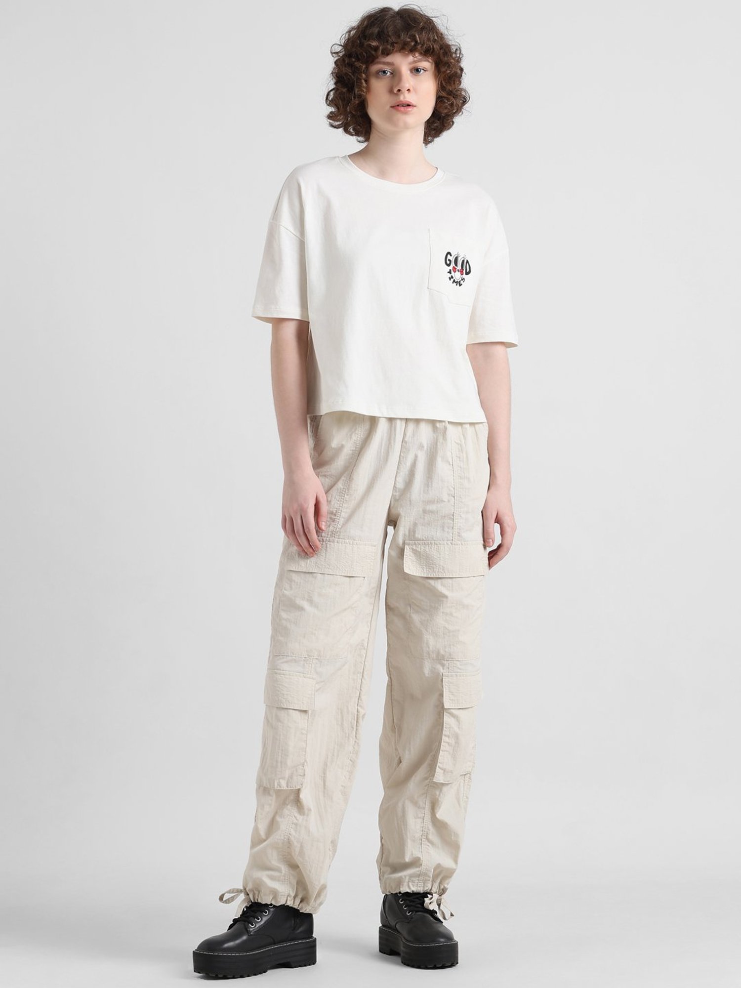 Only White Graphic Print T-Shirt