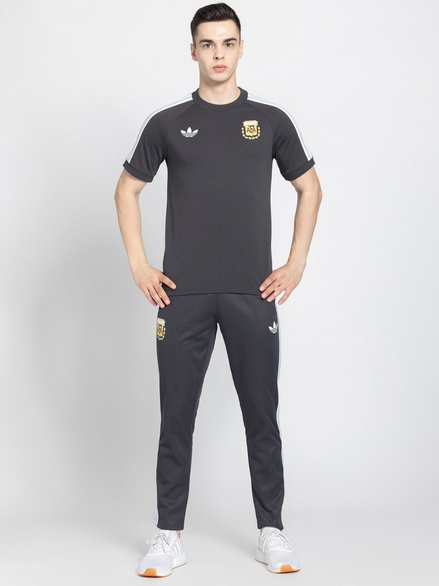 Columbia Black Regular Fit Sports T-Shirt