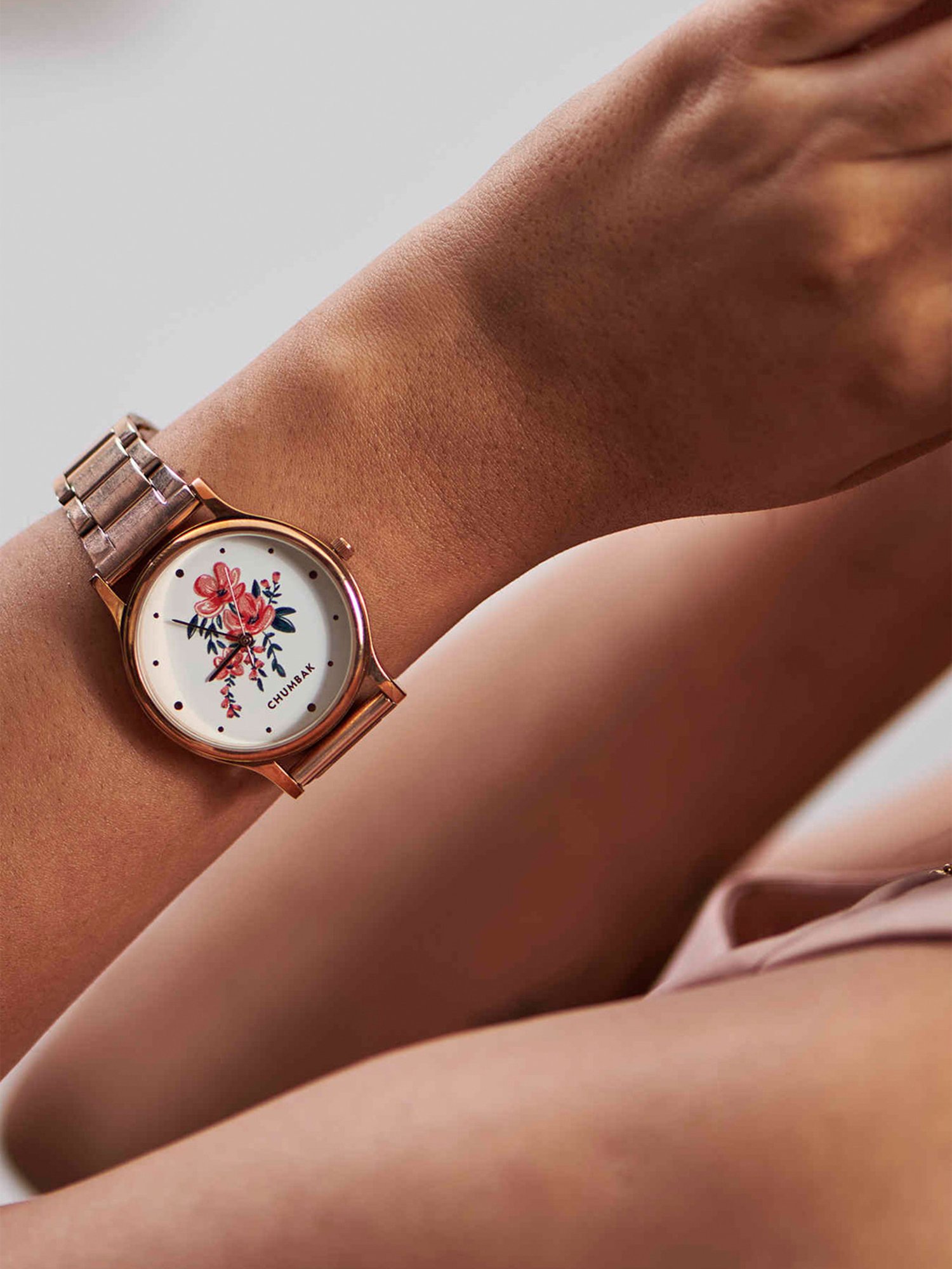 Chumbak 8907605117299 Jungle Flowers Analog Watch for Women