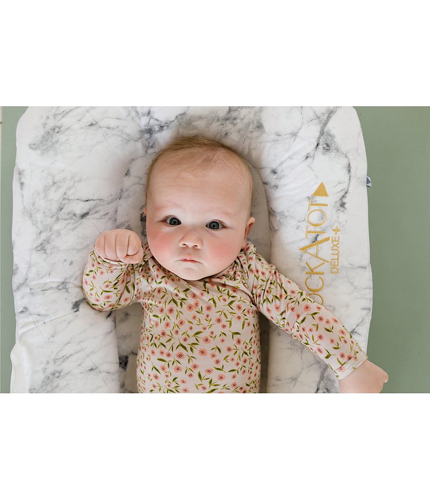 DockATot 0-8 Months Carrara Marble Deluxe Dock Cover, Stage 1