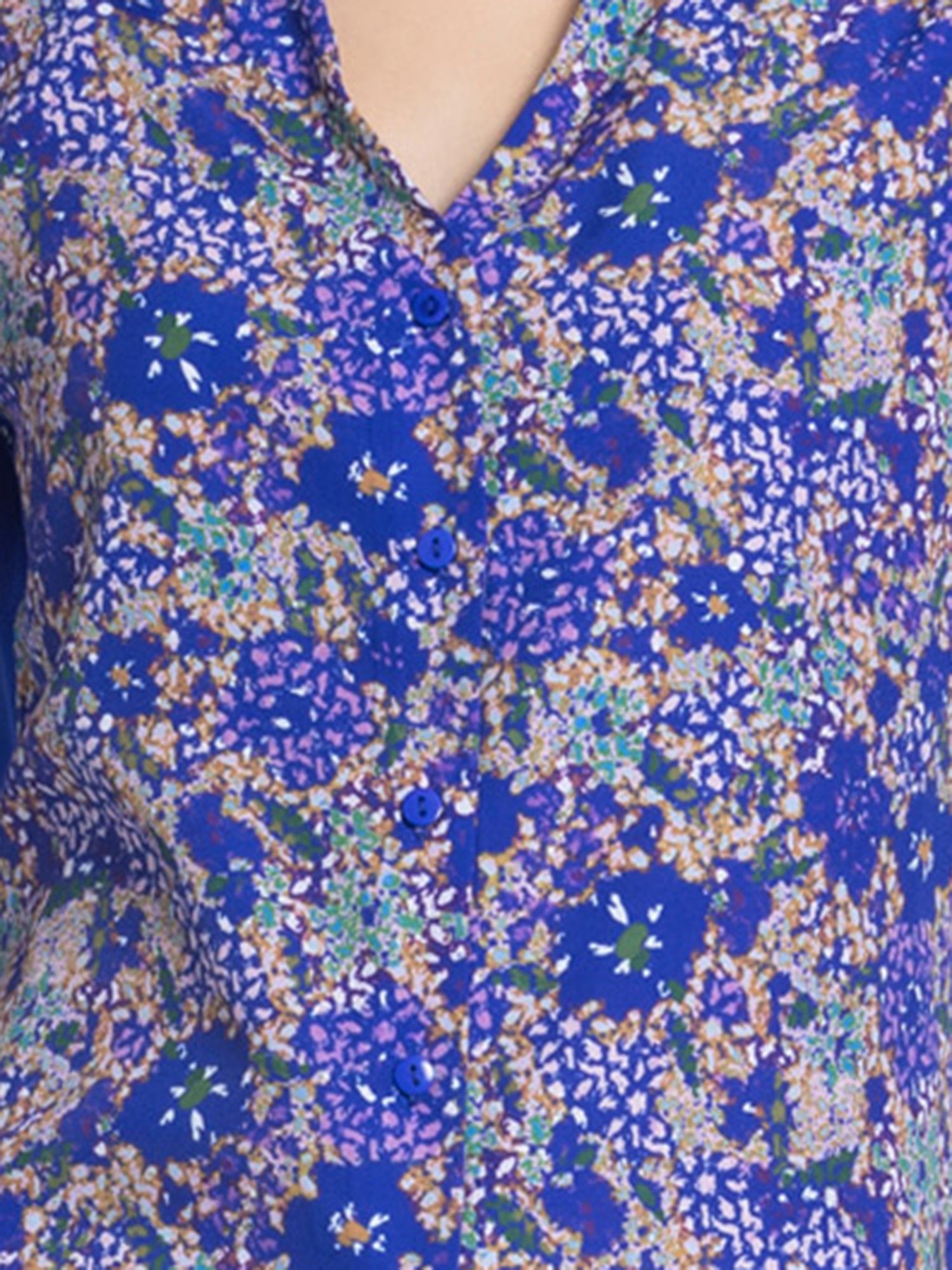 SHAYE Blue Printed Top