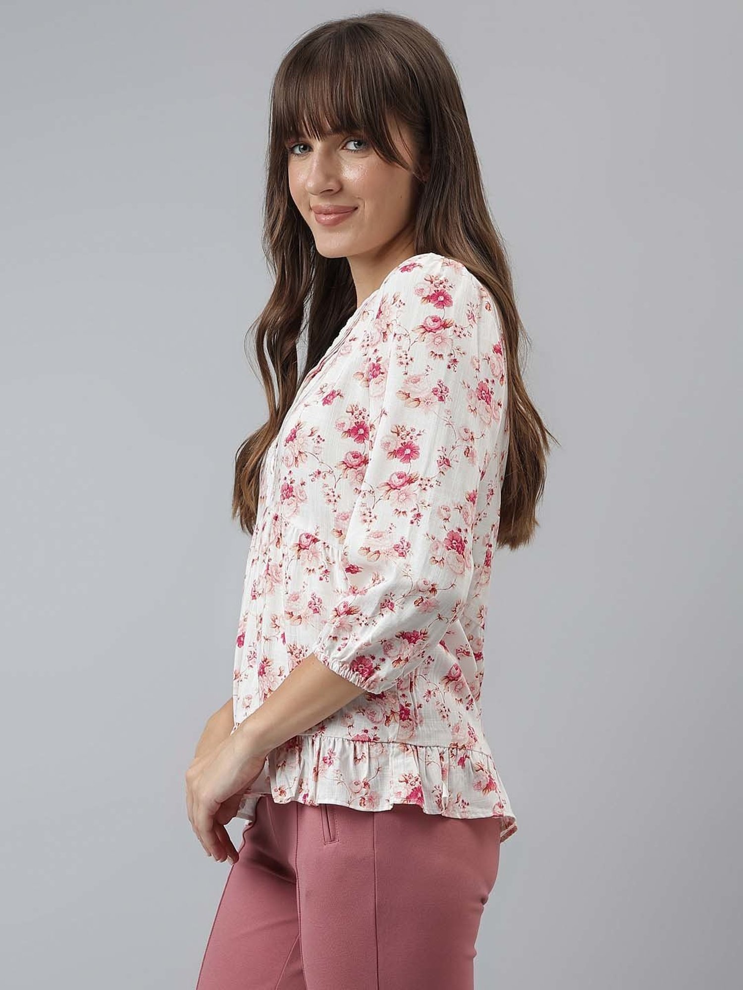 Latin Quarters Light Pink Floral Print Top
