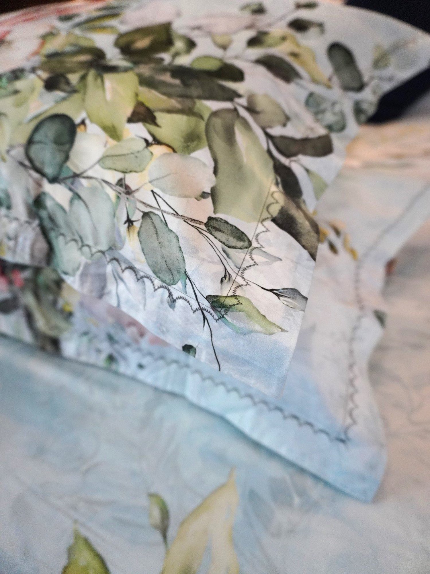 TARA Sparkling Homes Blue Luxury Cotton 350 TC Bed Sheet with 2 Pillow Covers