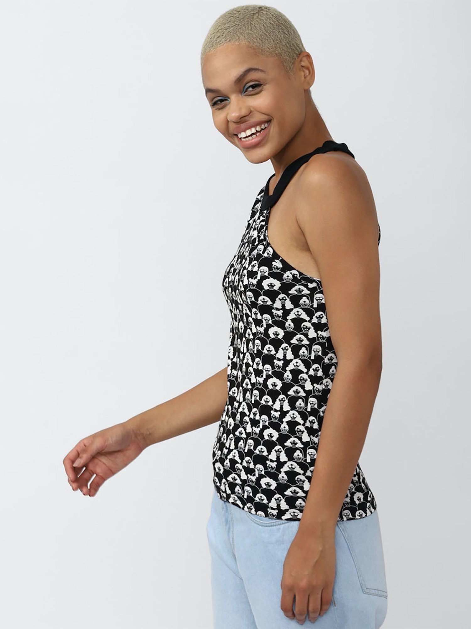 Forever 21 White & Black Printed Top