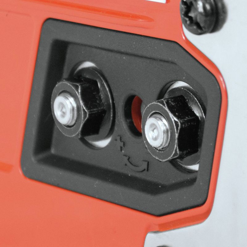 Makita EA5600FREG 18 in. 56 cc RIDGELINE Chain Saw