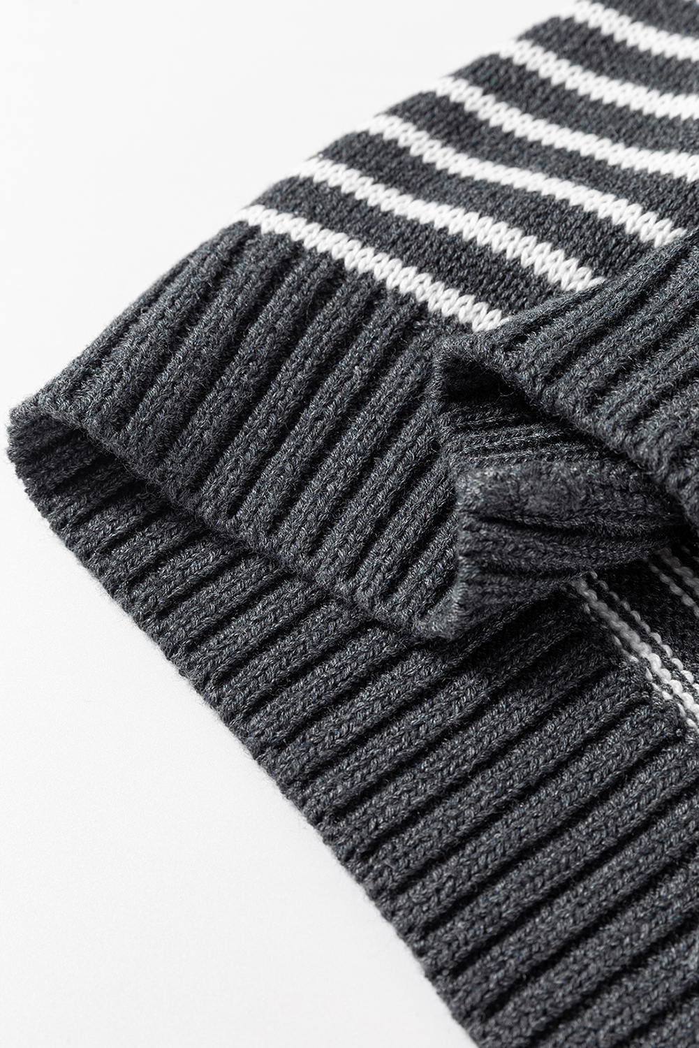 Light Blue Checkered Color Block Crew Neck Short Sleeve Sweater