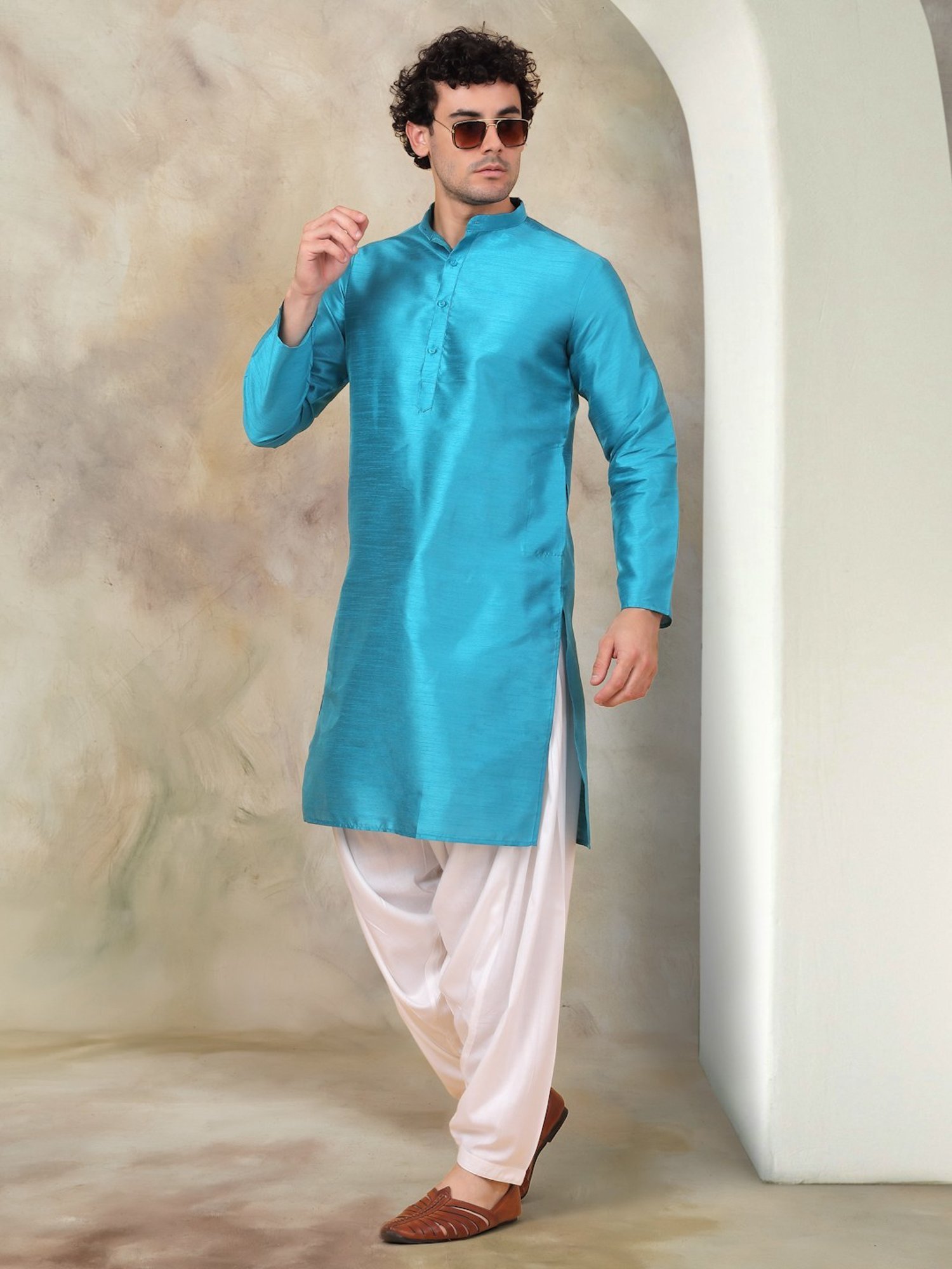 Jompers White Ragular Fit Salwar