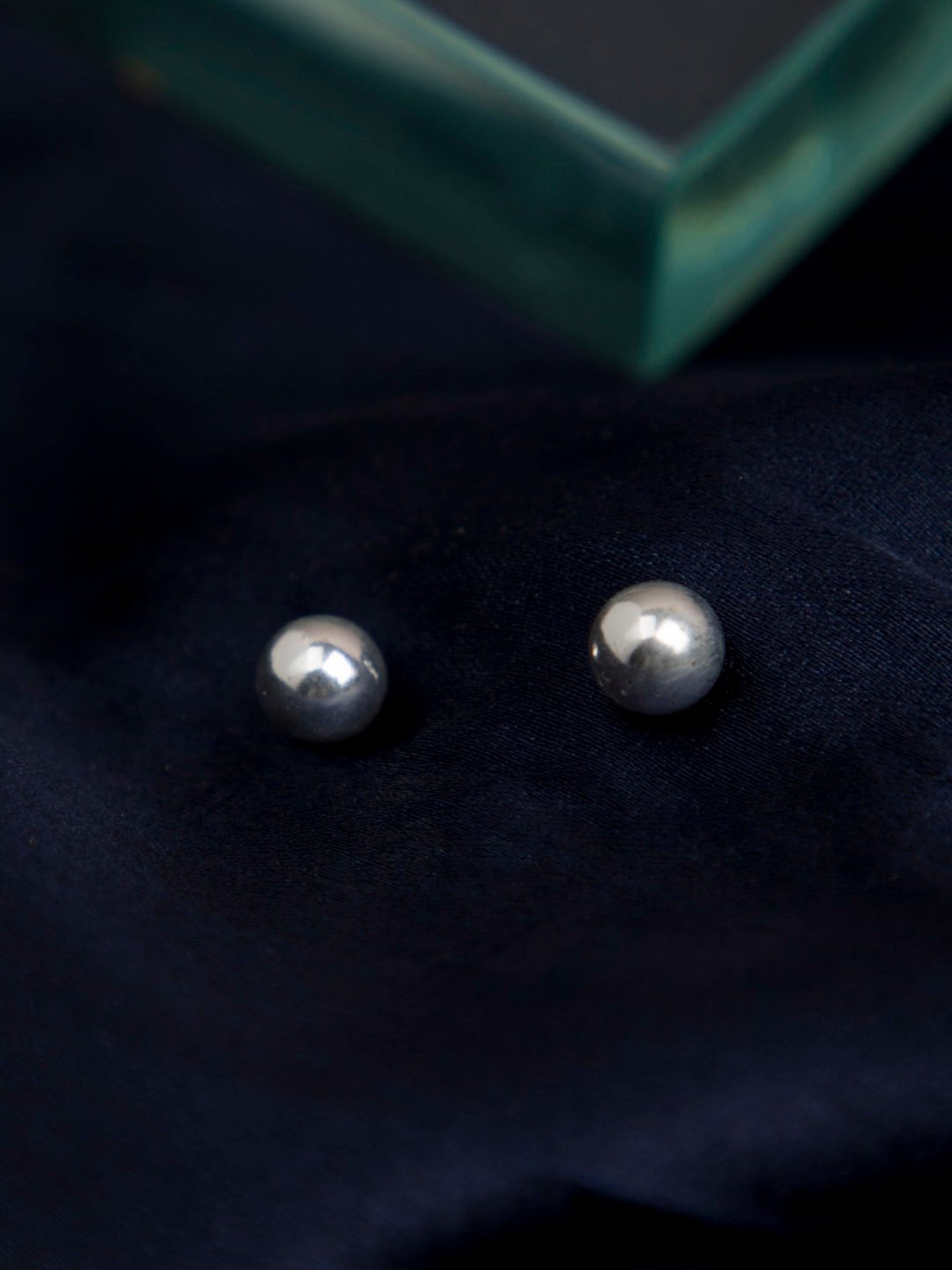 Arte Jewels 925 Sterling Silver Round Stud Earrings for Women & Girls