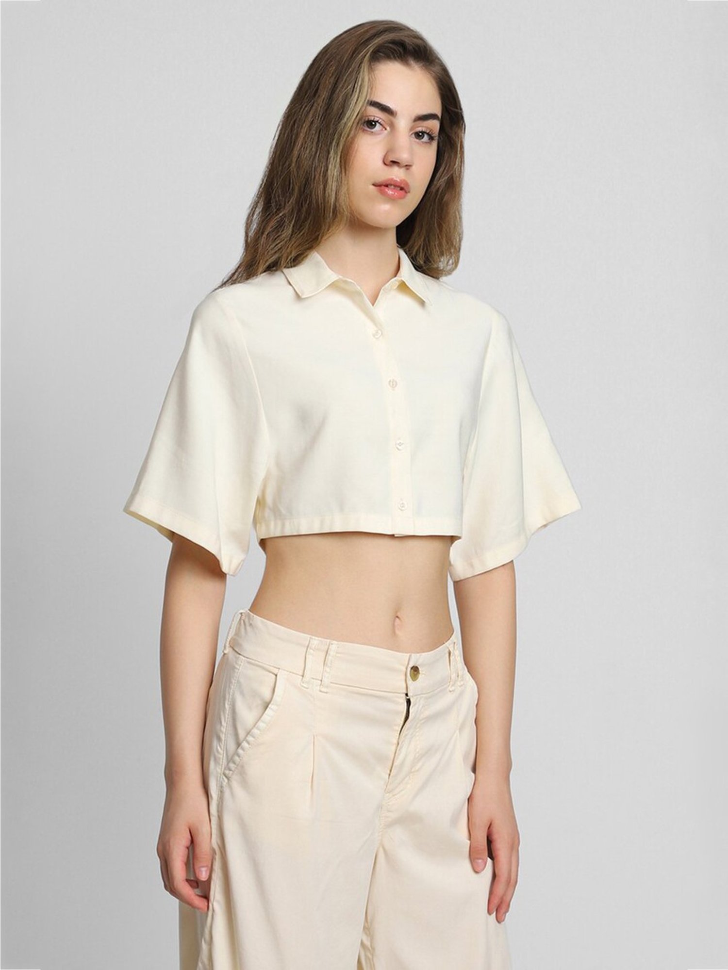 Forever 21 Cream Regular Fit Crop Top