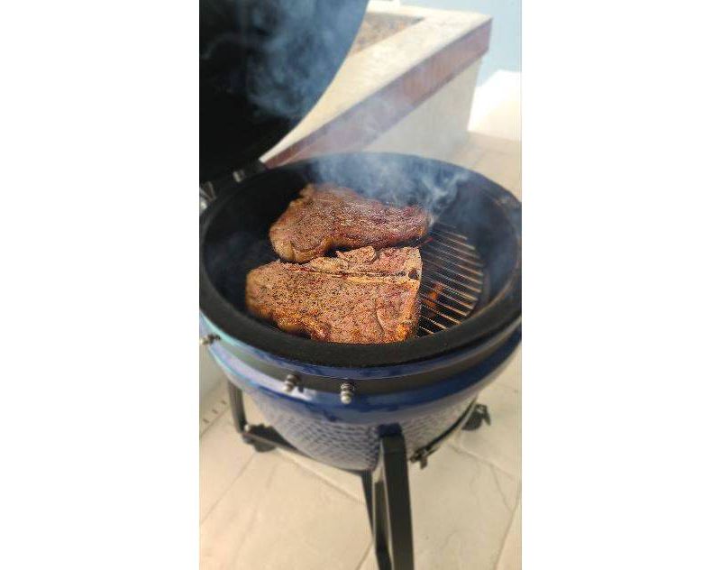 Char-Broil TRU-Infrared Kettleman Charcoal Grill 17302067 - Red