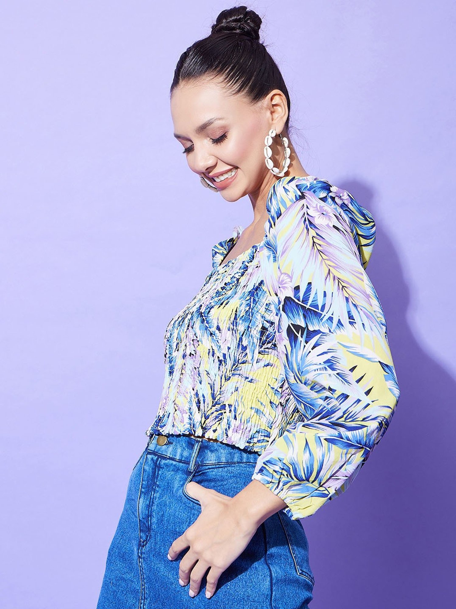 StyleStone Blue Printed Crop Top