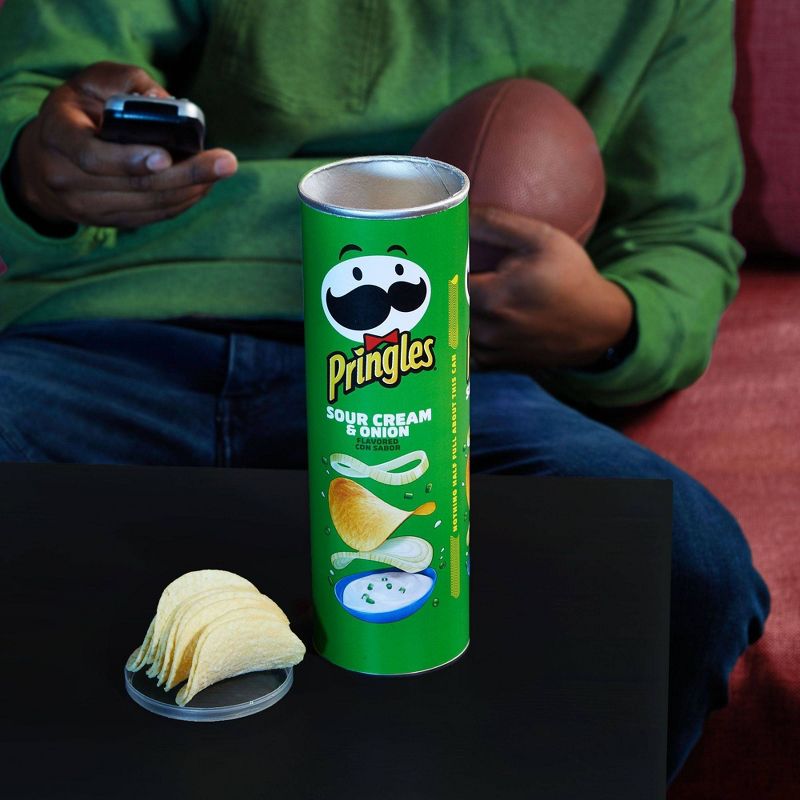 Pringles Sour Cream & Onion Potato Crisps Chips - 5.5oz