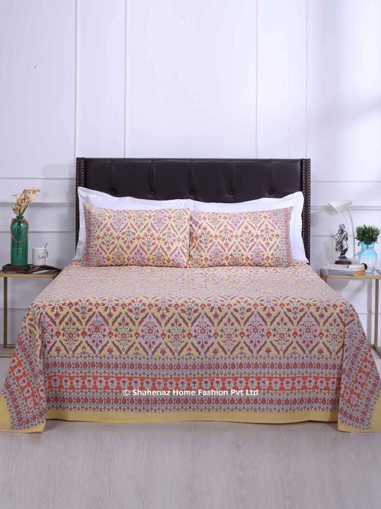 Shahenaz Mustard 120 TC Cotton Kalindi Double Bedsheet with 2 Pillow Covers