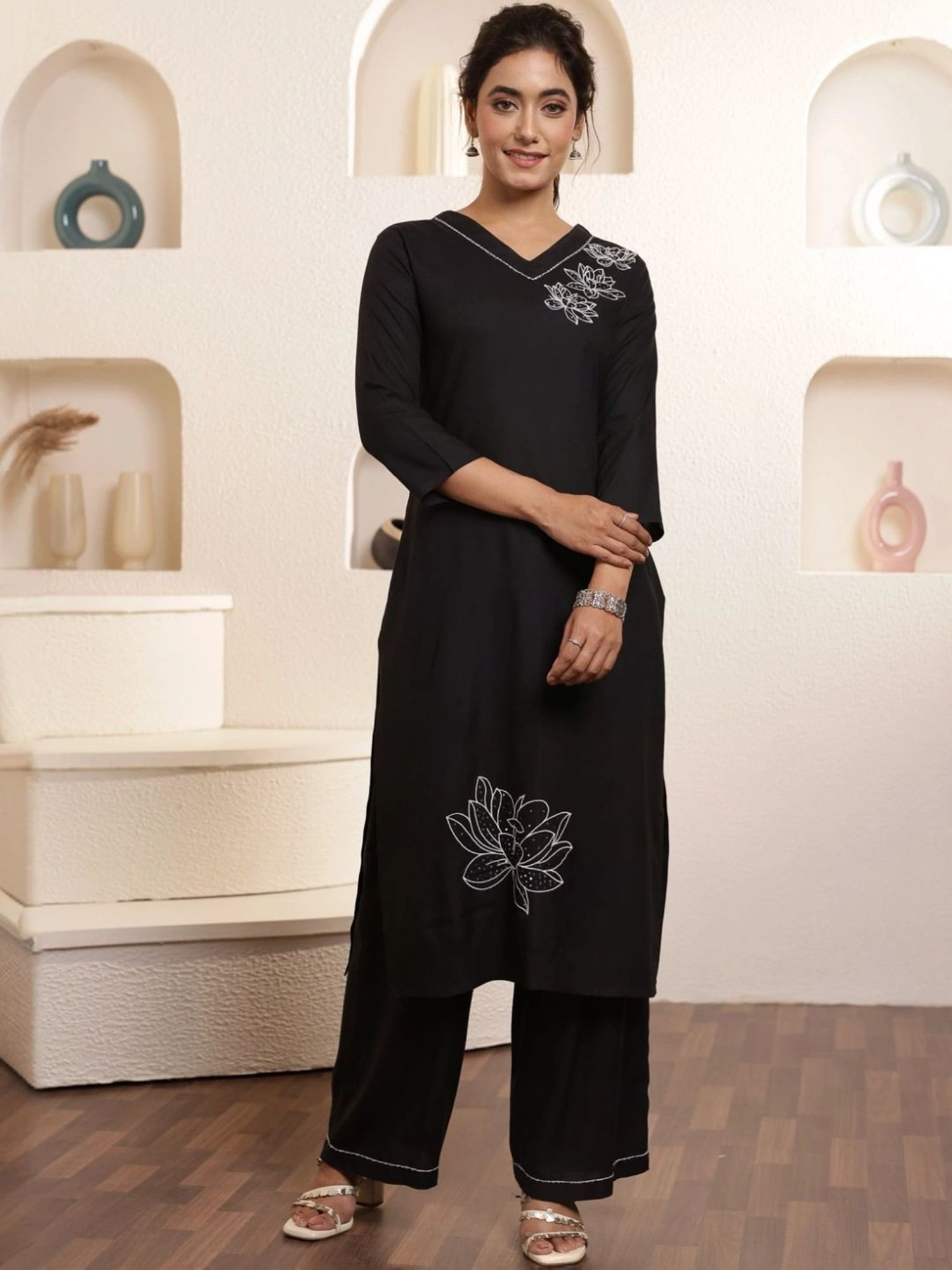 Autumnlane Black Tushki Swish Embroidery Kurta with Pant