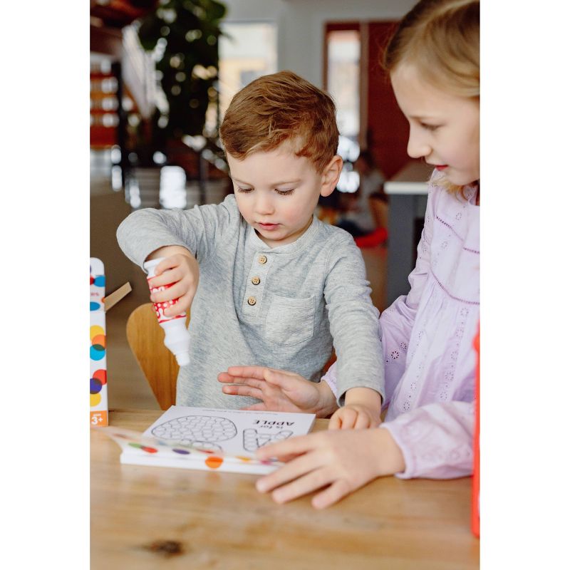 Dot Markers Art Activity Kit – Chuckle & Roar
