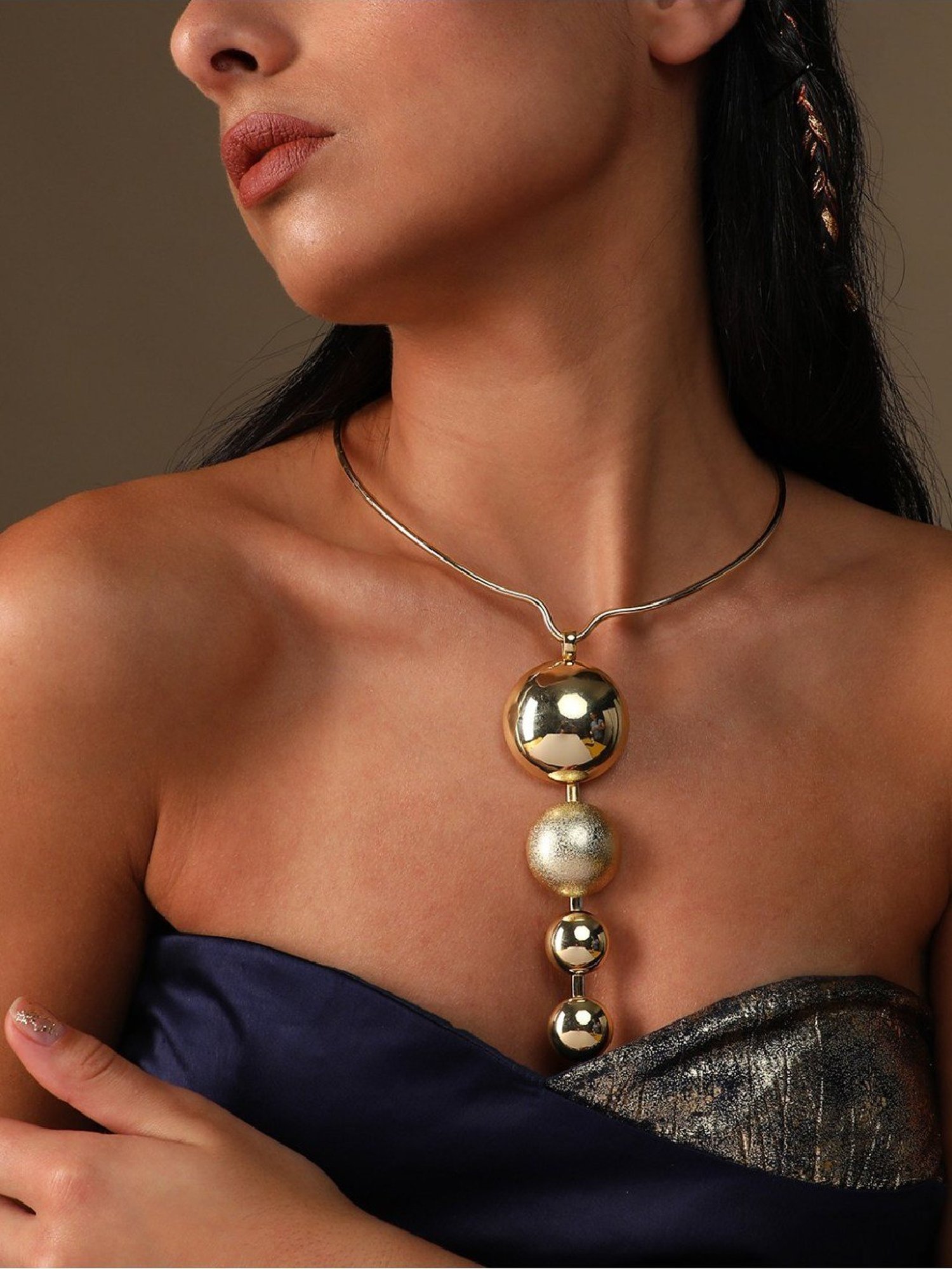 Sohi gold plated pearls casual necklace for women