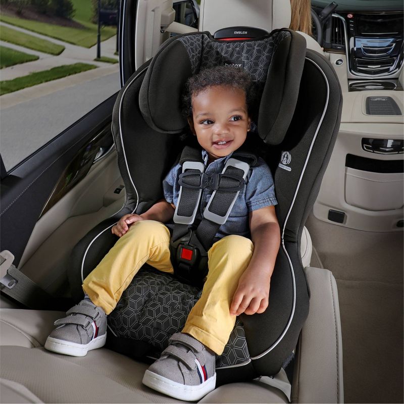 Maxi-Cosi Magellan XP Max All-in-One Convertible Car Seats