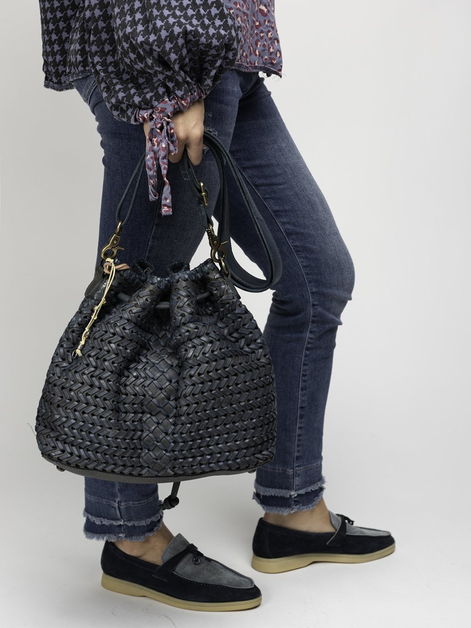 Art N Vintage Joelle Blue Leather Textured Small Sling Handbag