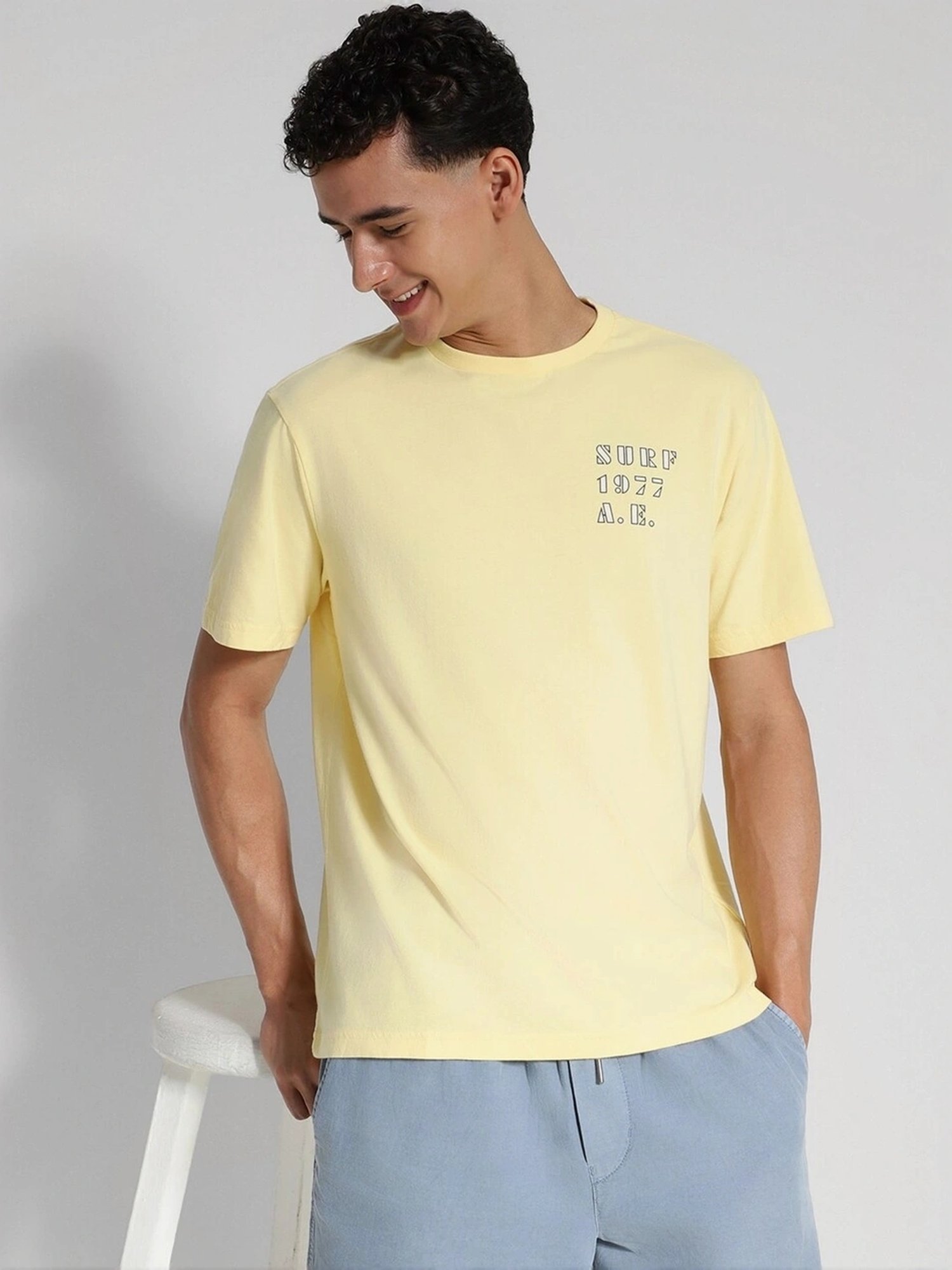 American Eagle Yellow Cotton Regular Fit Printed T-Shirt