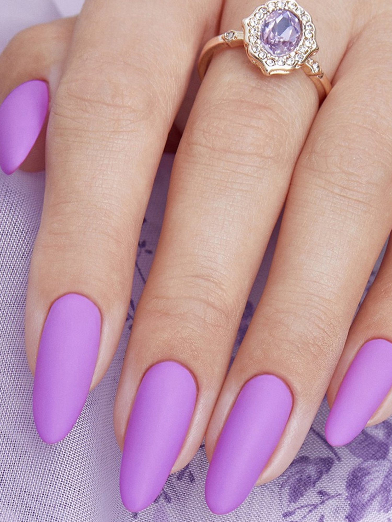 Makeup Revolution X Fortnite Nail Polish Fortnite Supply Llama - 6 ml