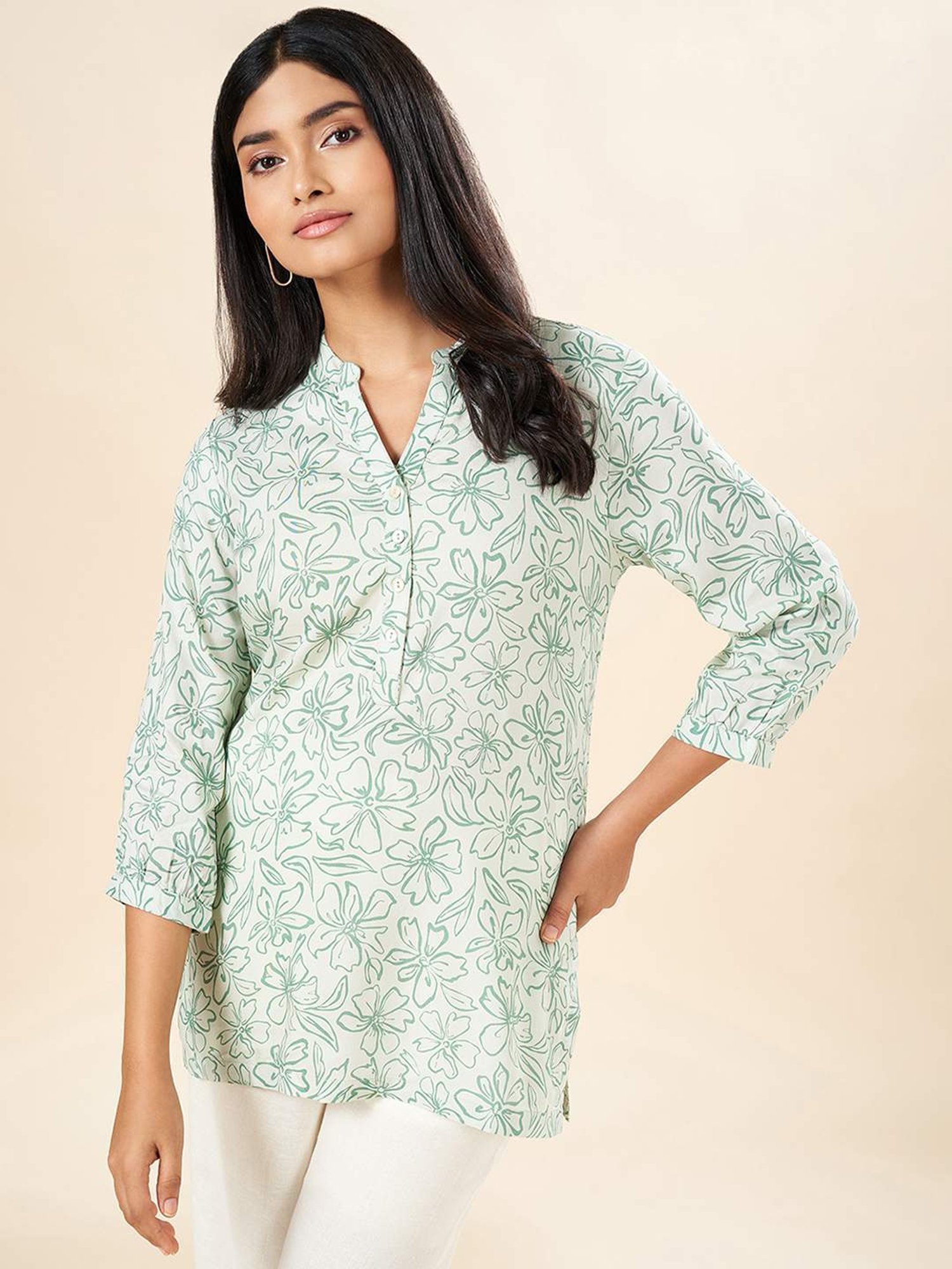 Akkriti by Pantaloons White Floral Print Tunic