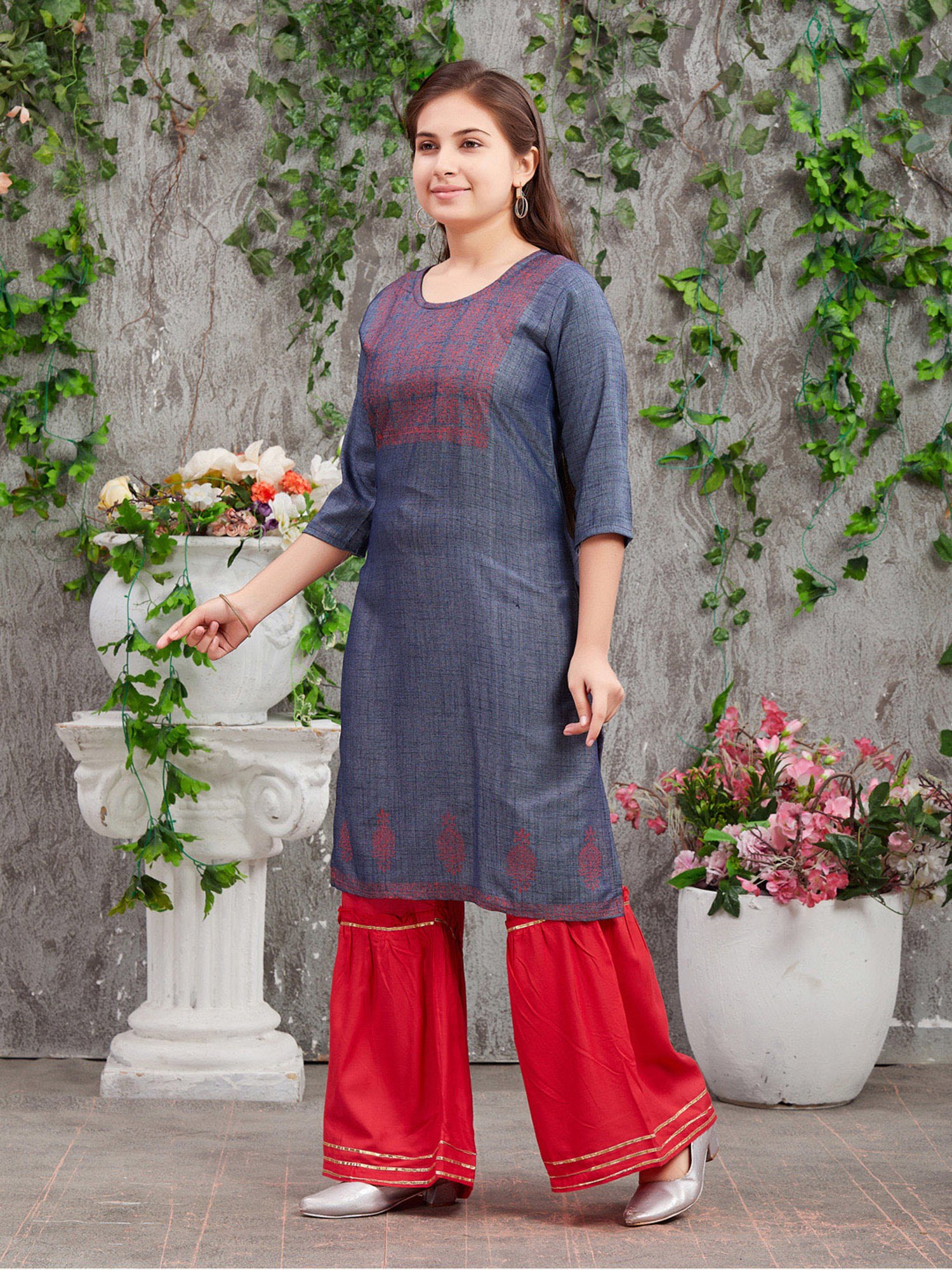 Aarika Kids Blue Printed Kurti