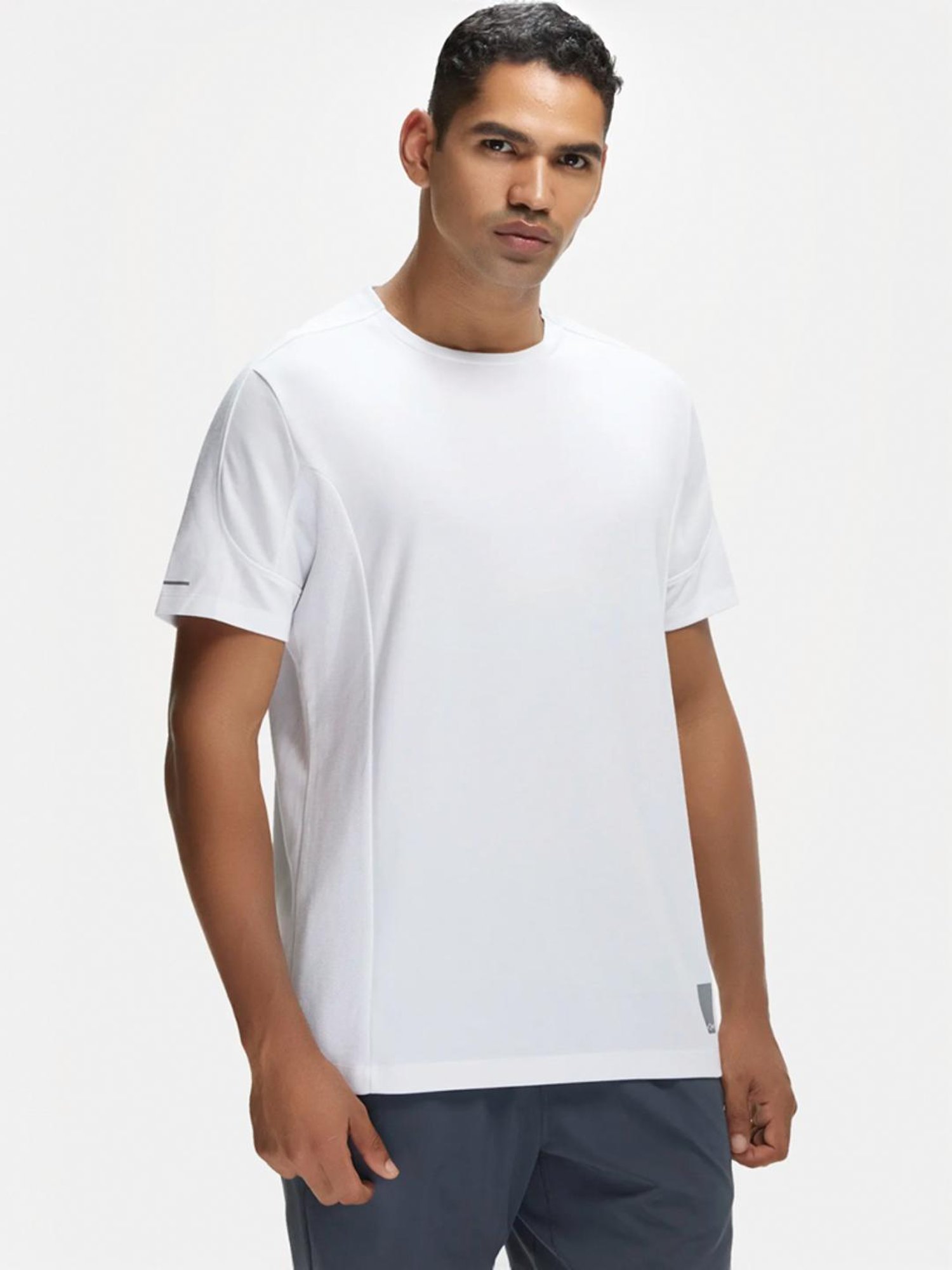 Jockey MV01 White Super Combed Cotton Half Sleeves T-Shirt with Stay Fresh Treatment