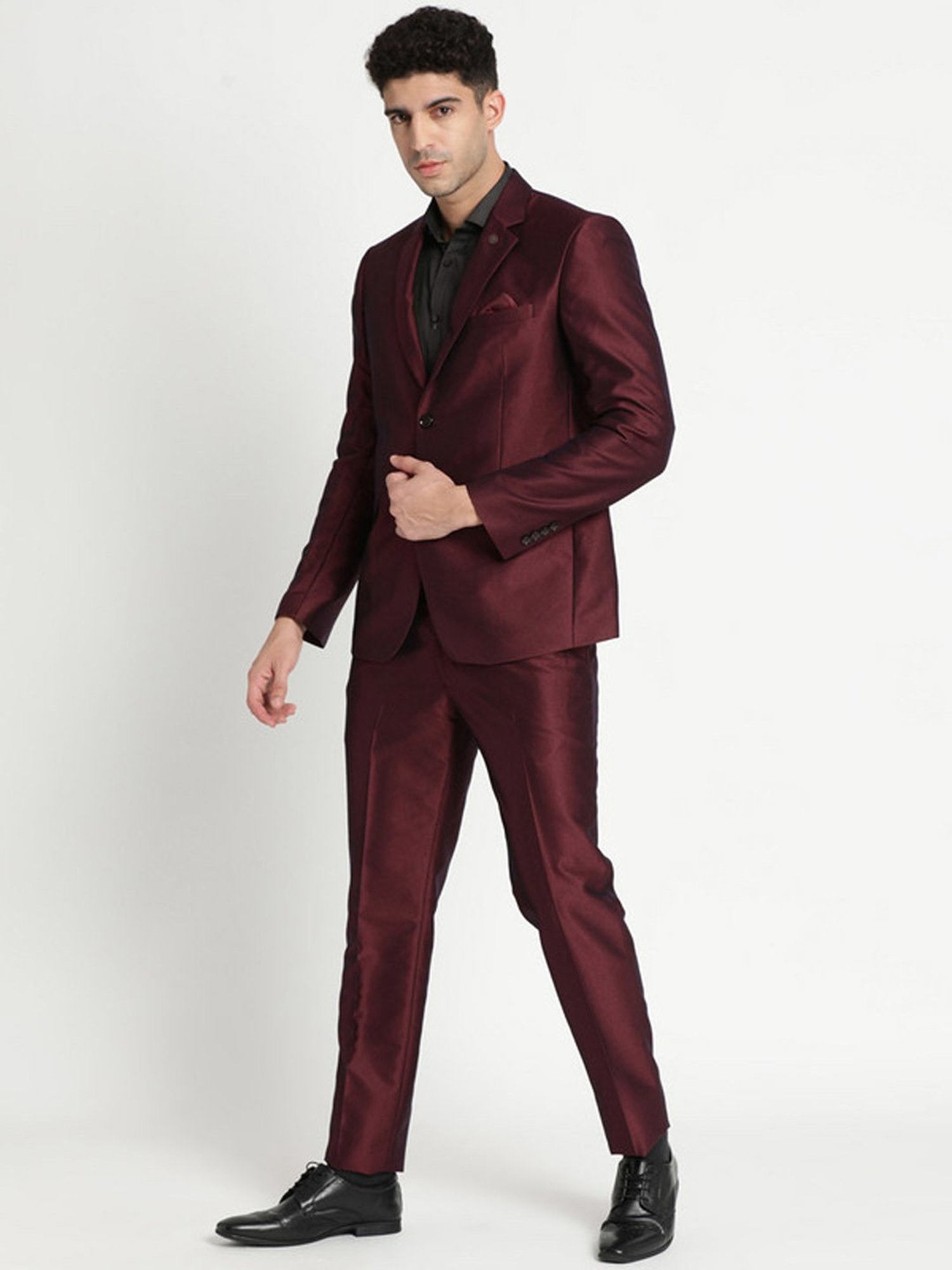 Turtle Maroon Slim Fit Two Piece Suit