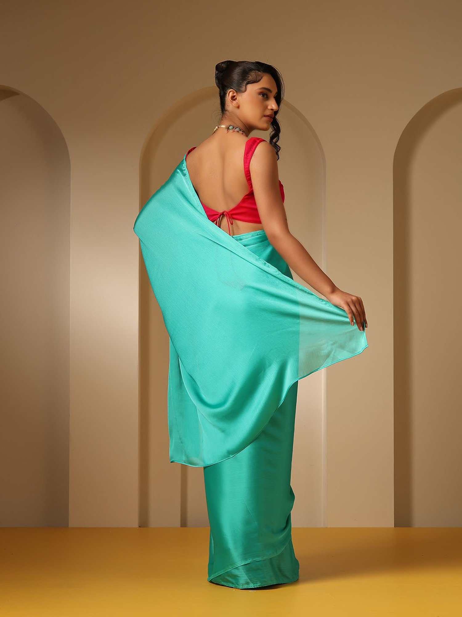 Swtantra Turquoise Chiffon Saree With Fuchsia Unstitched Blouse