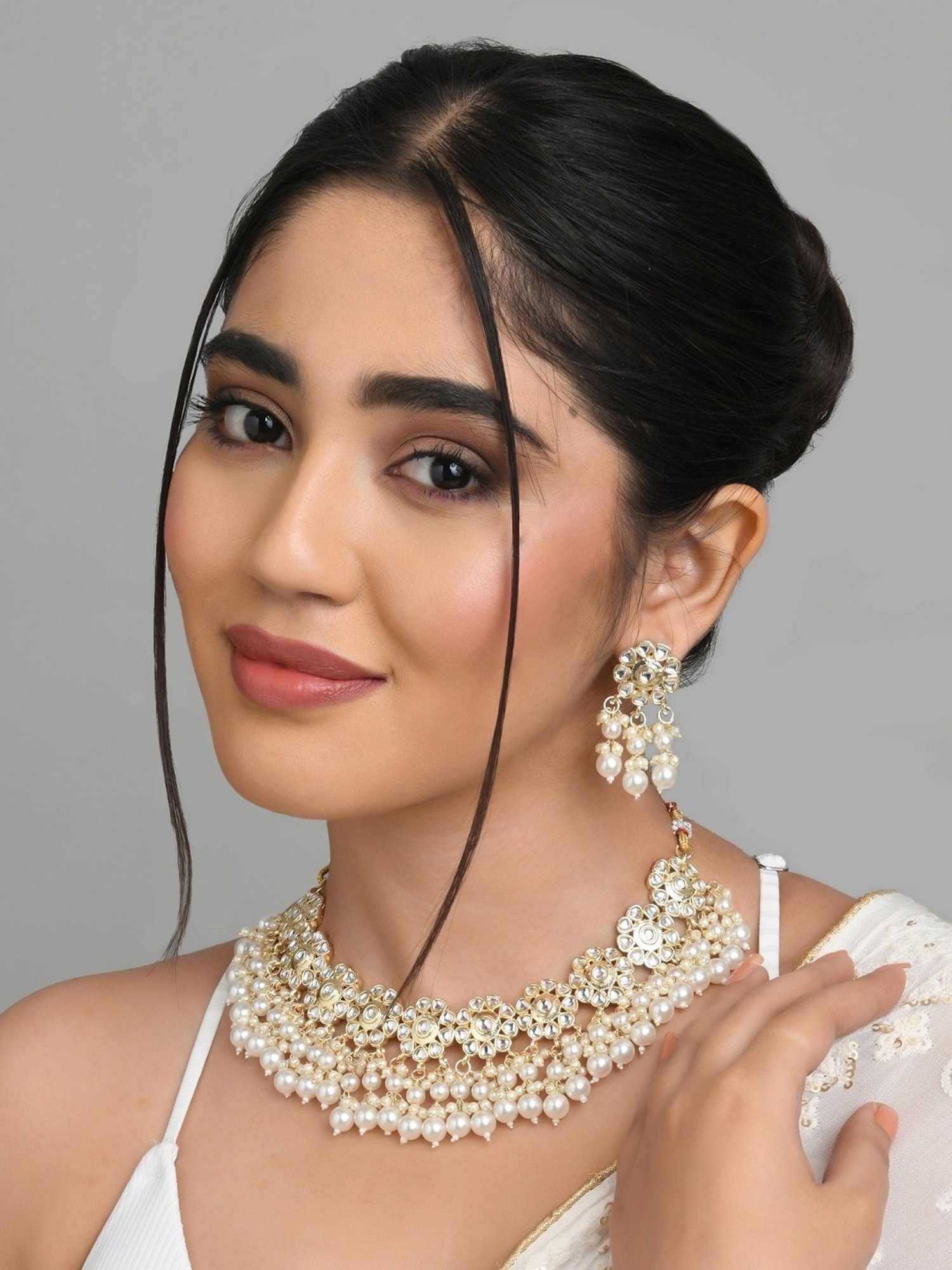 Fida Ethnic South Indian Traditional Antique Gold-Plated Pearl Kundan Choker Necklace Set for Women