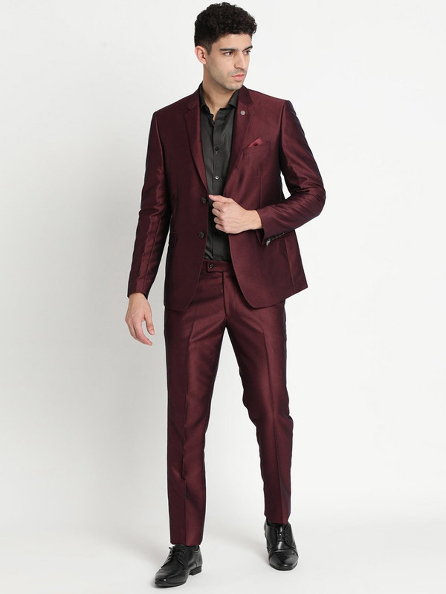 Turtle Maroon Slim Fit Two Piece Suit