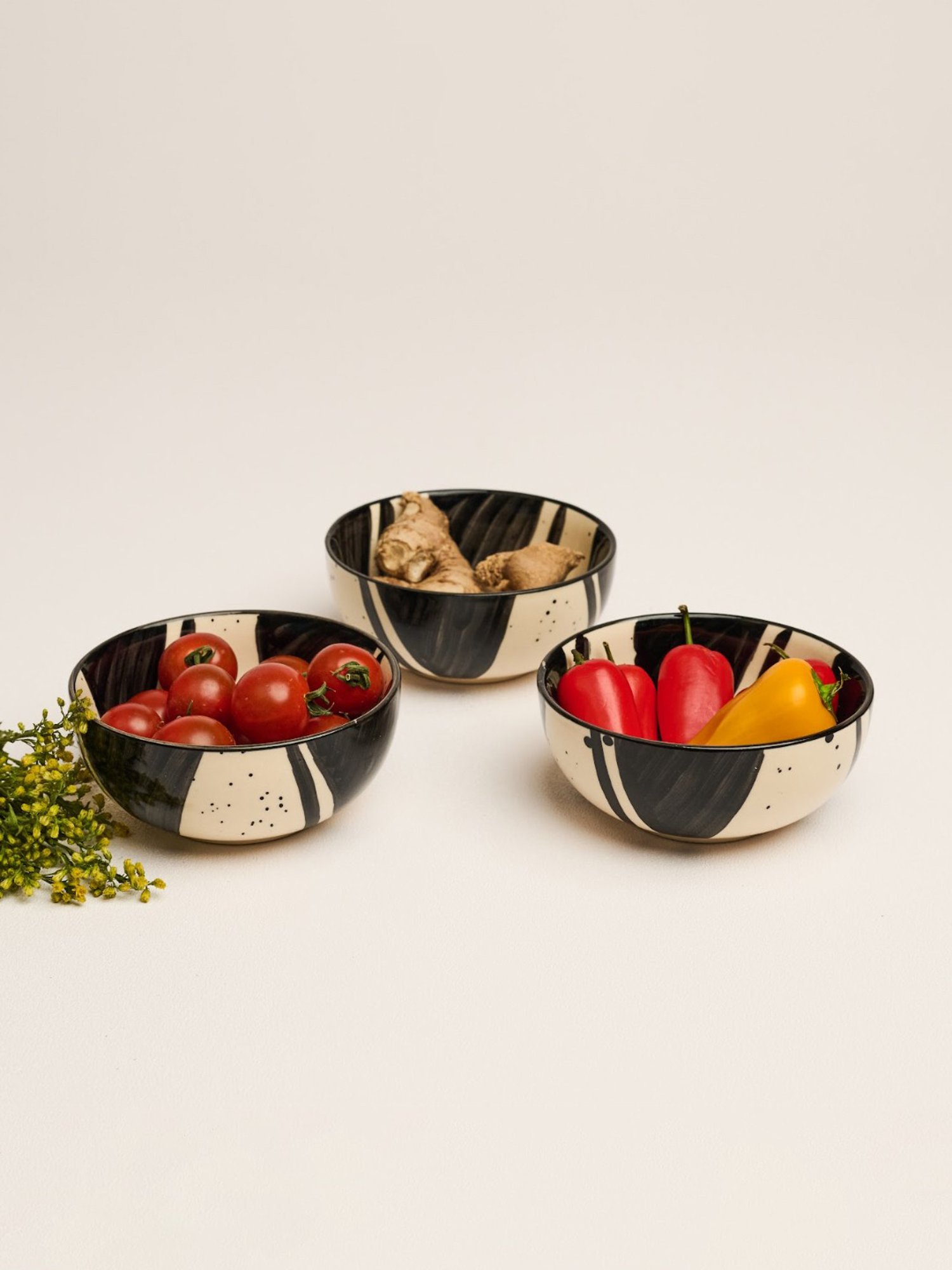 BlackCarrot Ceramic Dinner Set for Couple