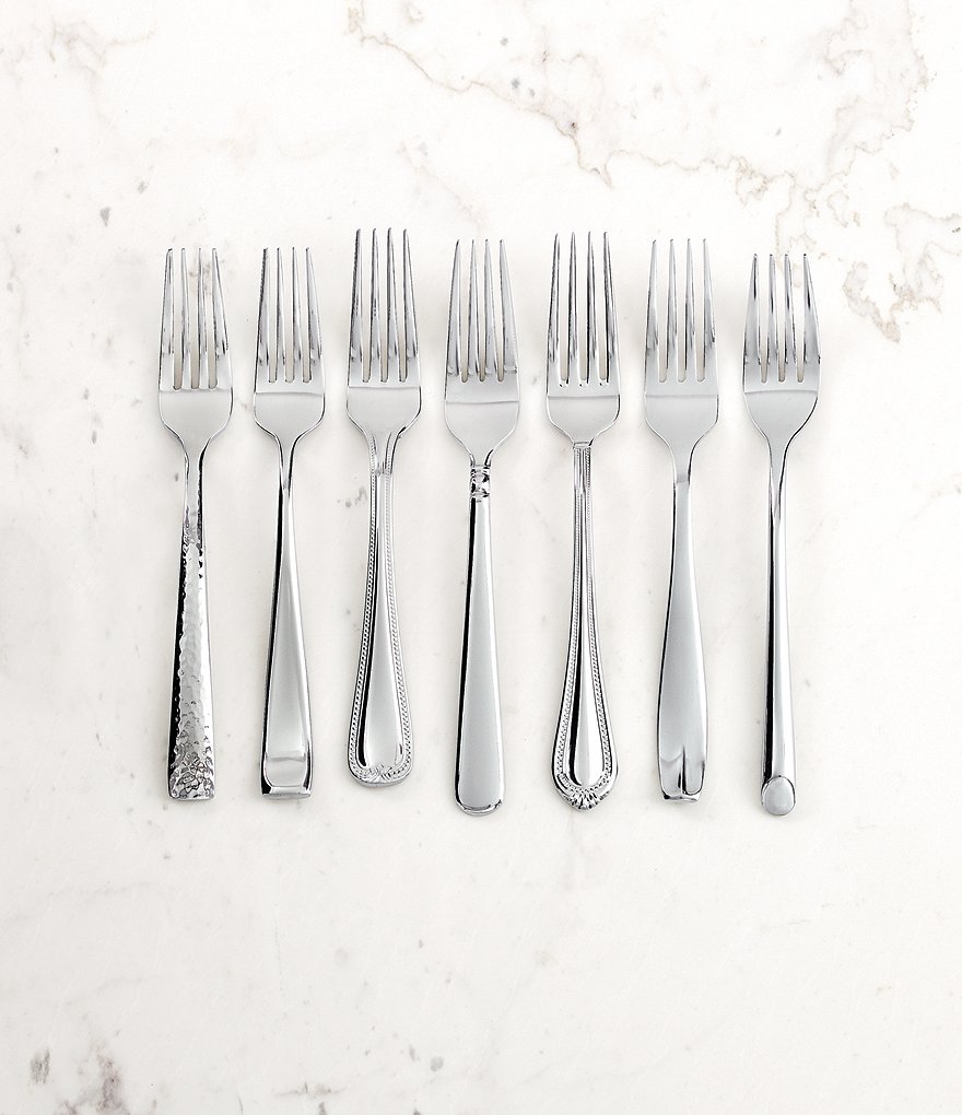 Towle Silversmiths Wave Modern 20-Piece Stainless Steel Flatware Set