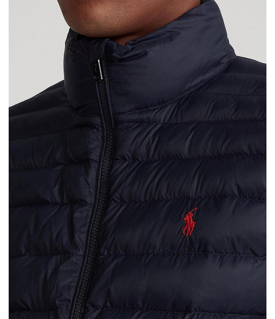 The North Face Out HMLYN Insulated Full-Zip Vest