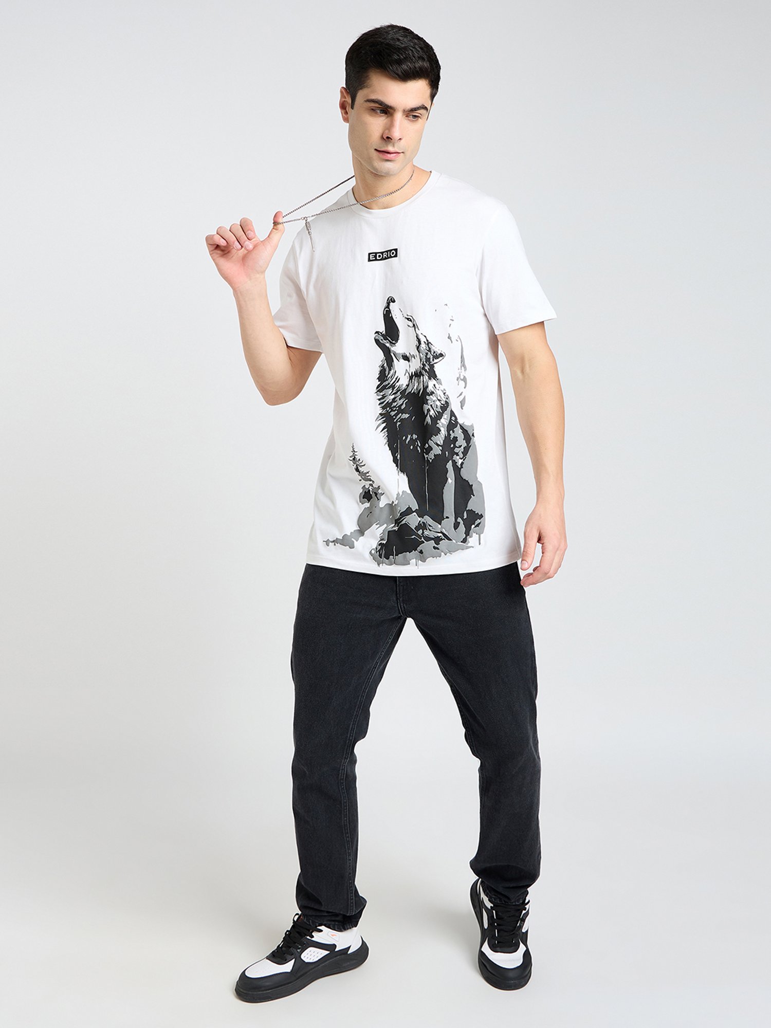 EDRIO White Regular Fit Graphic Print Crew T-Shirt