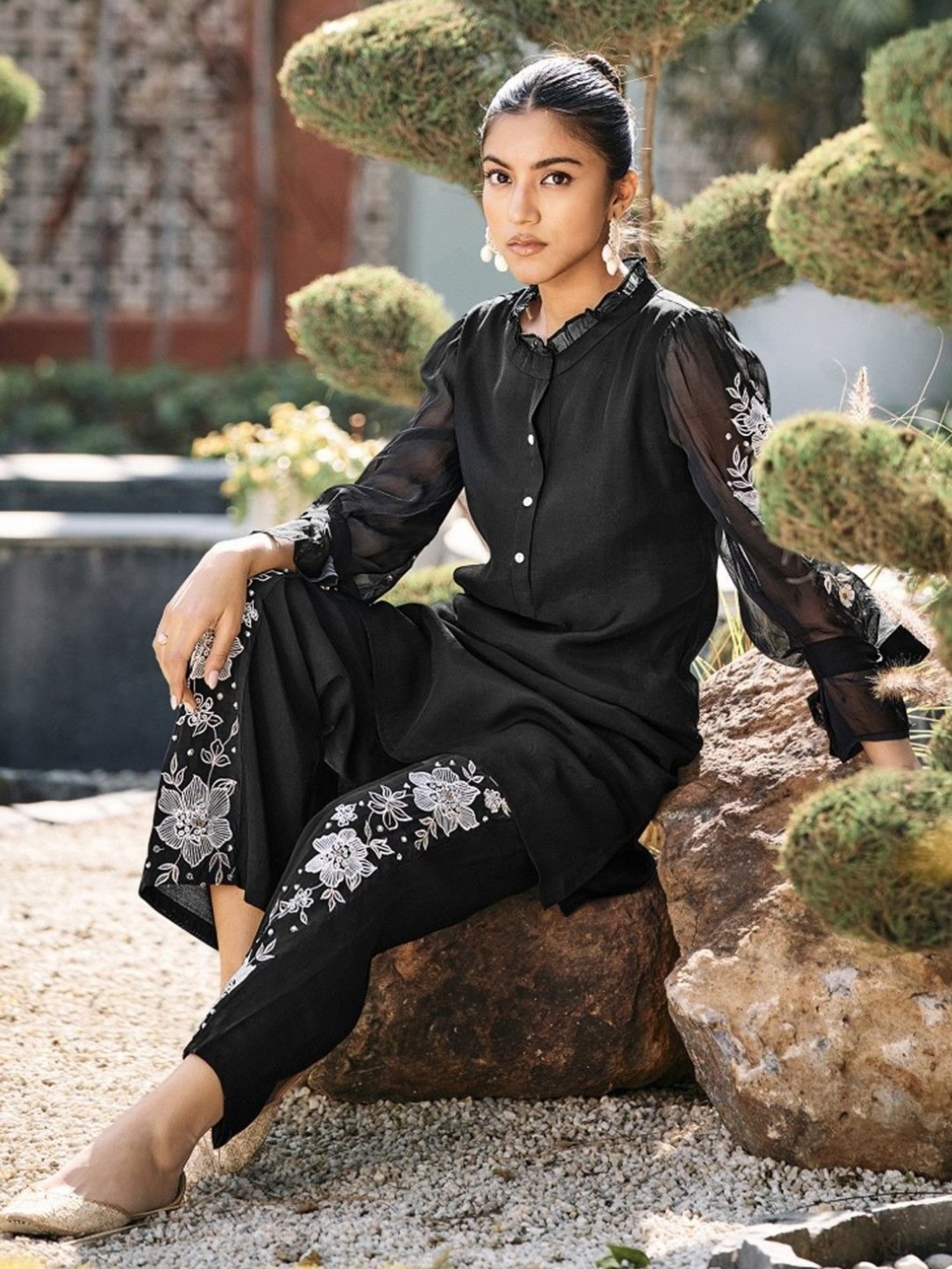 Autumnlane Alice Black Applique & Embroidery Tunic With Pant