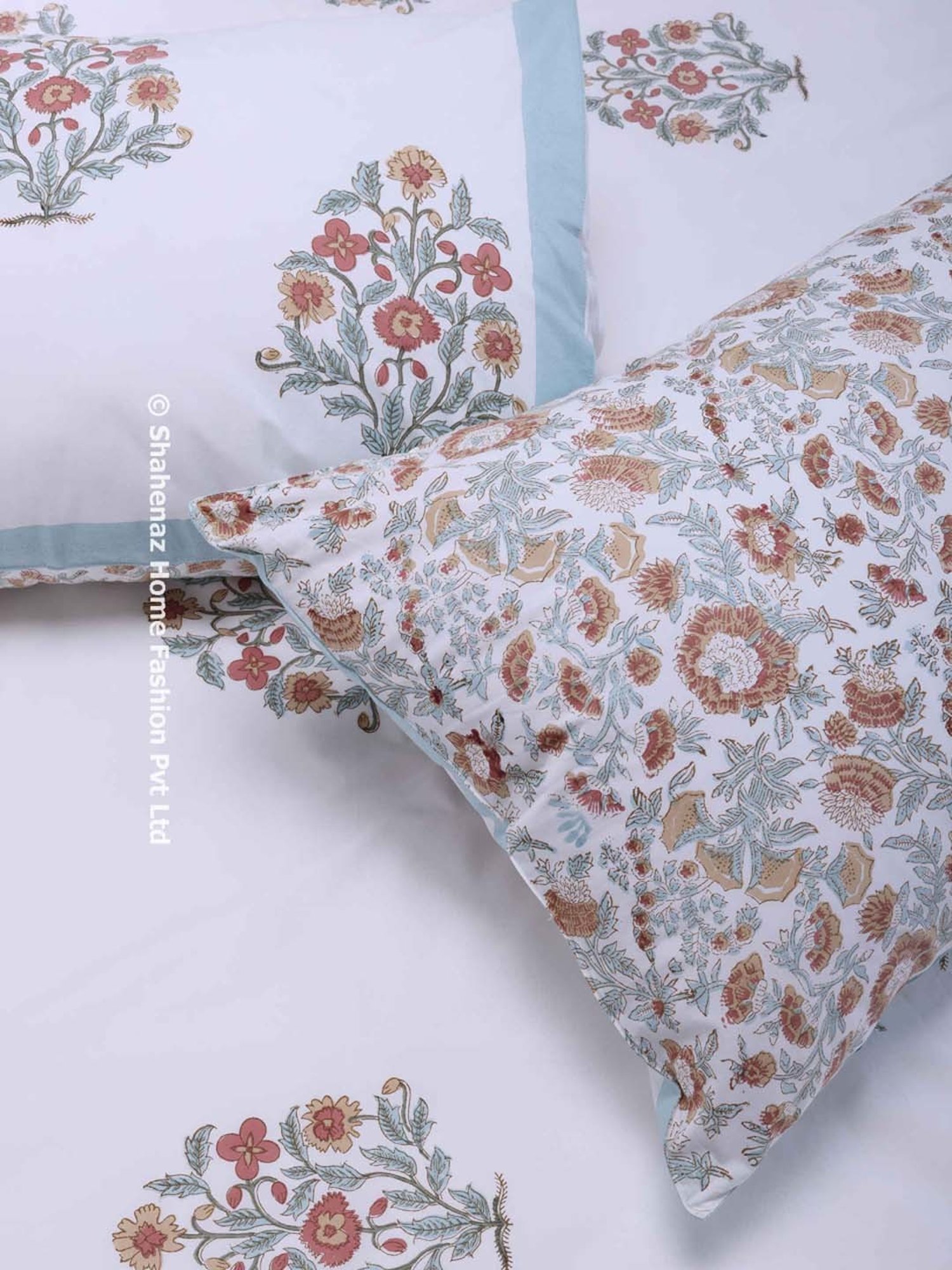 Shahenaz Blue & Mustard Yellow 220 TC Cotton Nasrine Double Bedsheet with 2 Pillow Covers