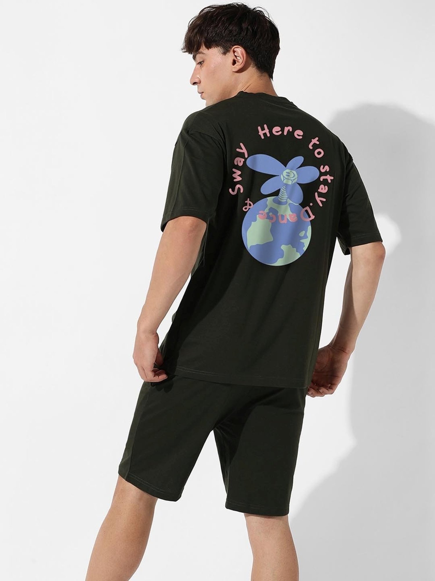 Campus Sutra Green Regular Fit Oversized Earth Dance Printed Co-Ord Set