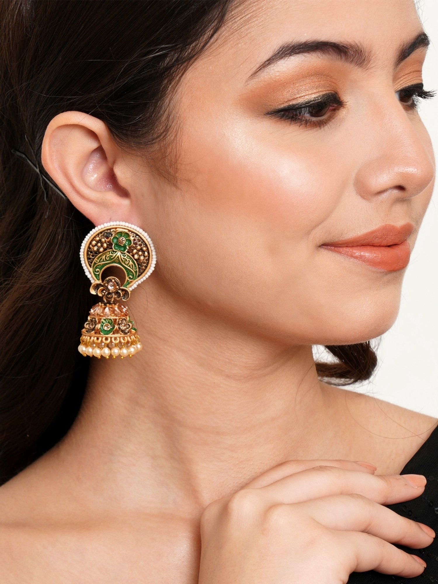 Karatcart Antique Gold-Plated White Beaded Green Floral Jhumki Earrings for Women