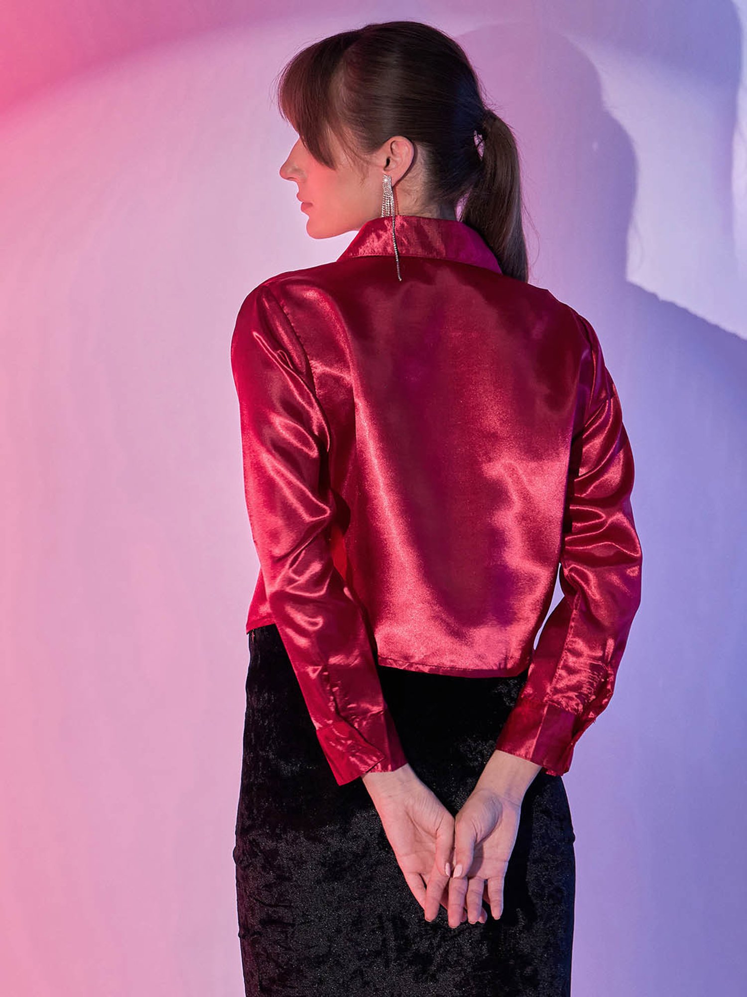 BUYNEWTREND Red Cropped Shirt