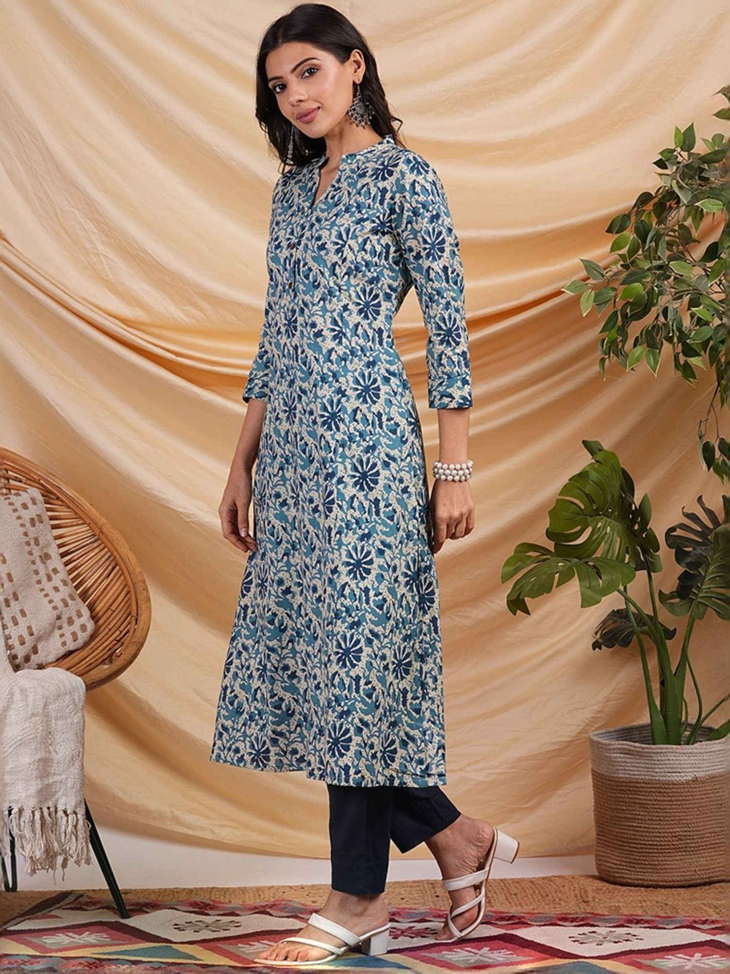 Kami Kubi Blue Cotton Printed A Line Kurta