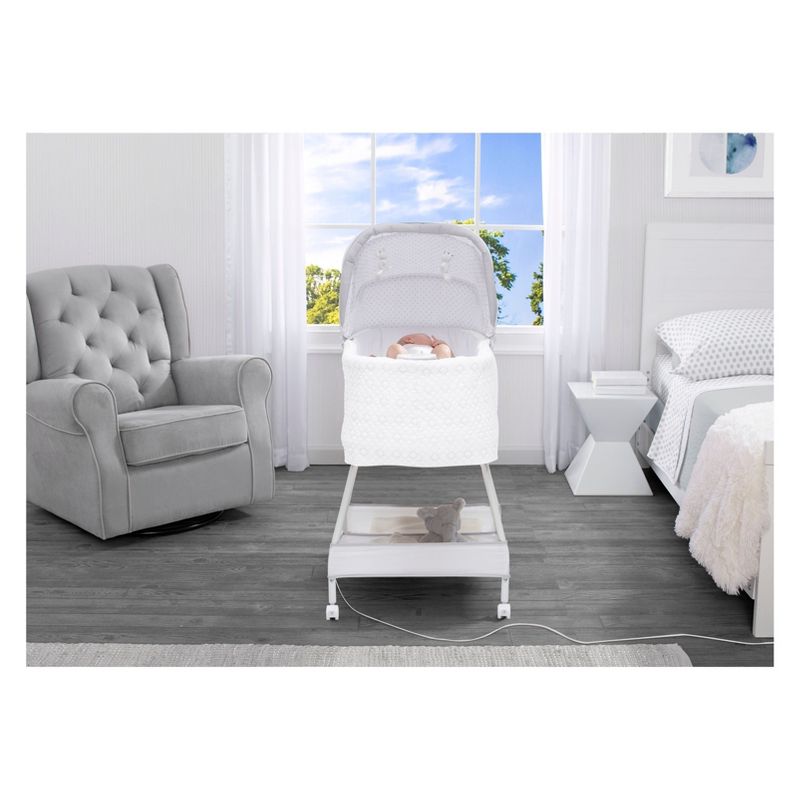 Simmons Kids' Silent Auto Gliding Elite Bassinet - Odyssey