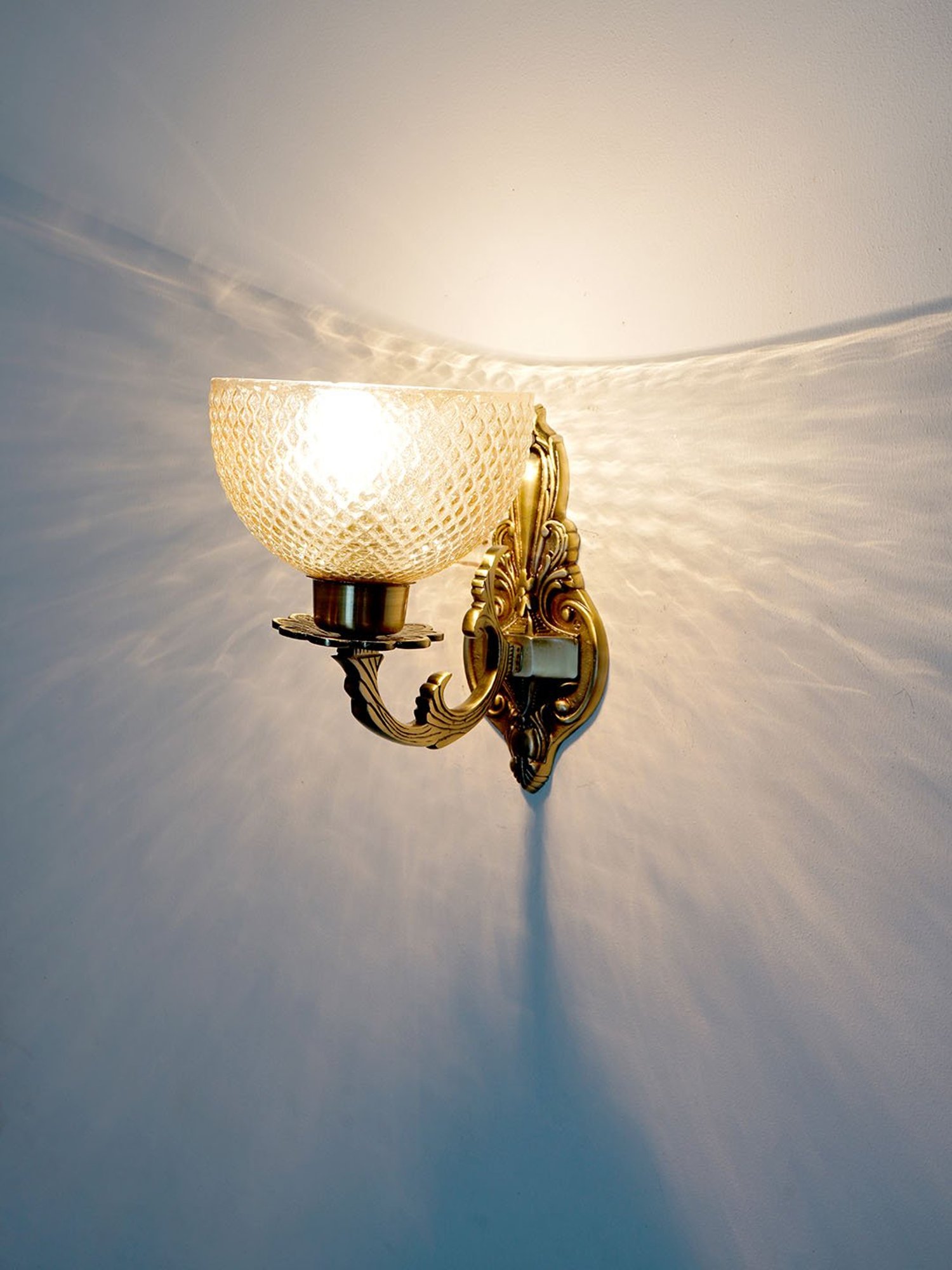 Fos Lighting Traditional Meena Aluminium Wall Light